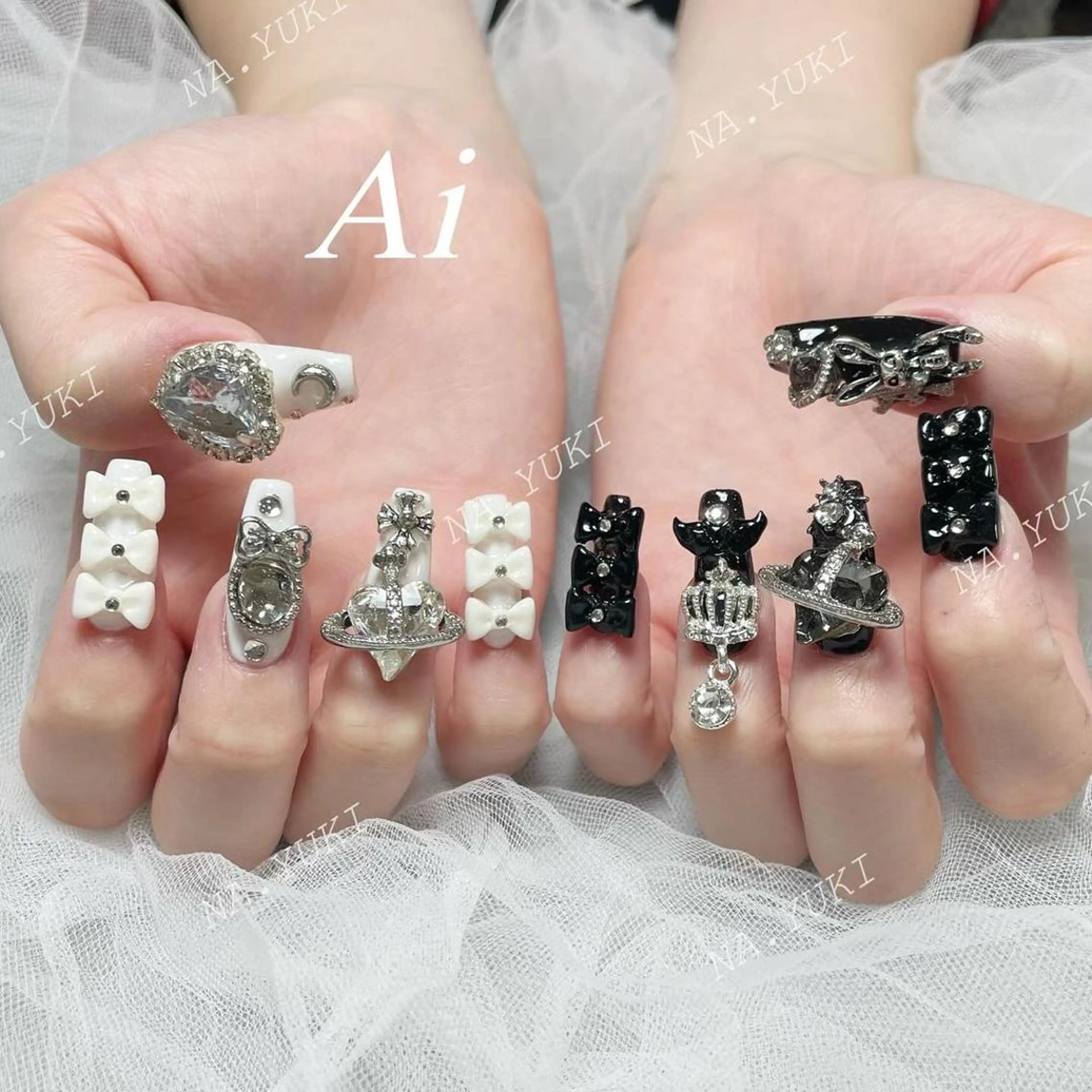 ネイル ハンドネイル ハンドケア 🌷 Mooning 🌷のネイルデザイン