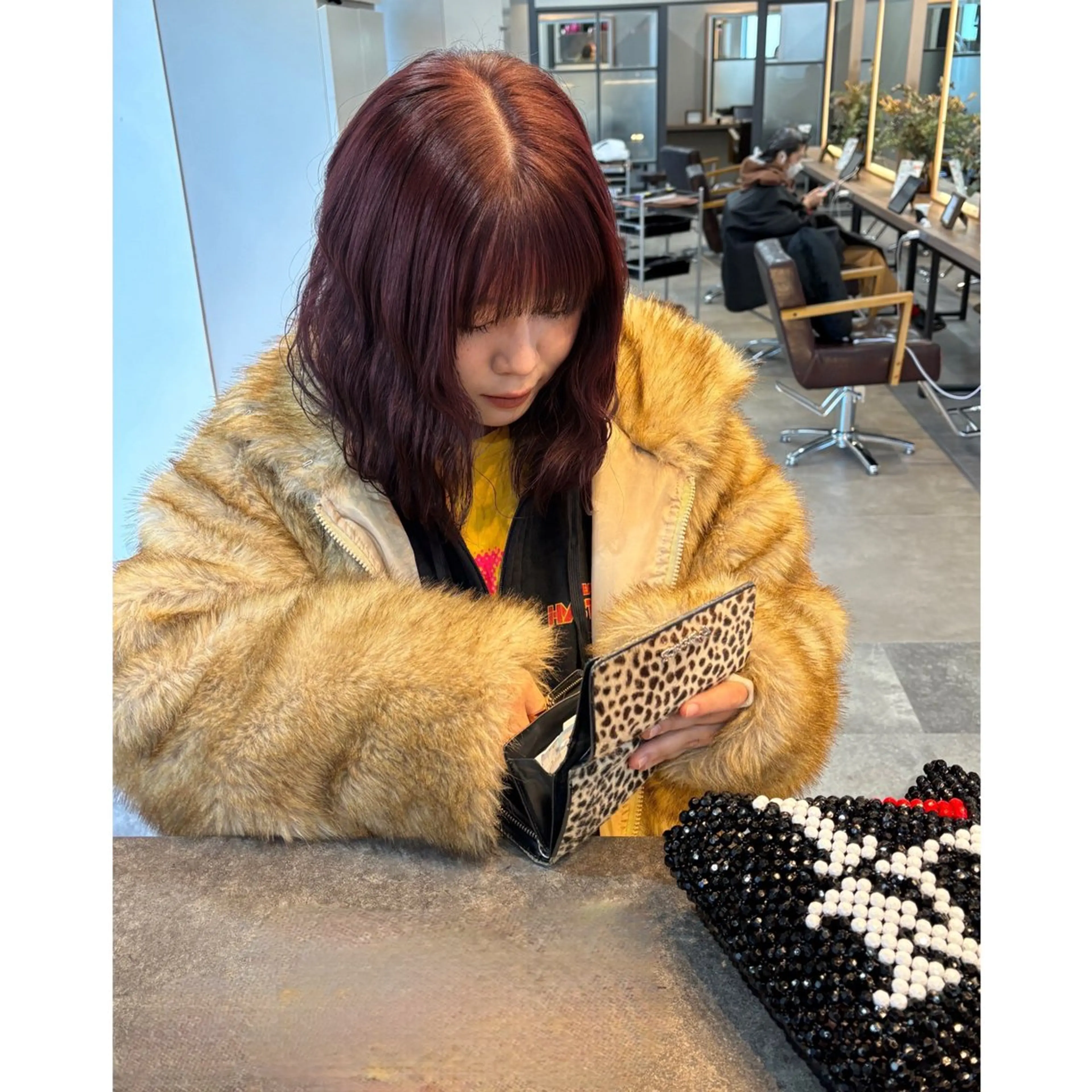 セミロング カラー 韓国レイヤー/透明感 ♡YUUNAのヘアスタイル