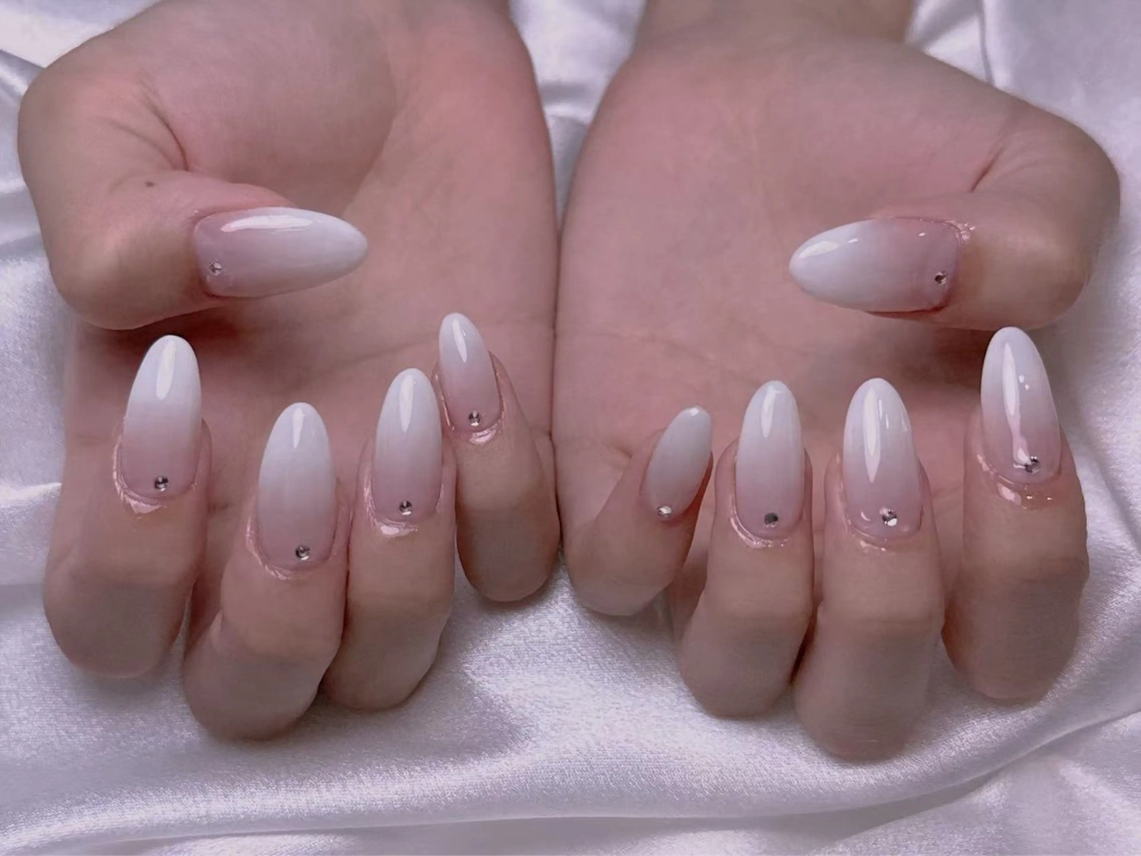 ネイル 長さ出し専門店 RIRIのネイルデザイン