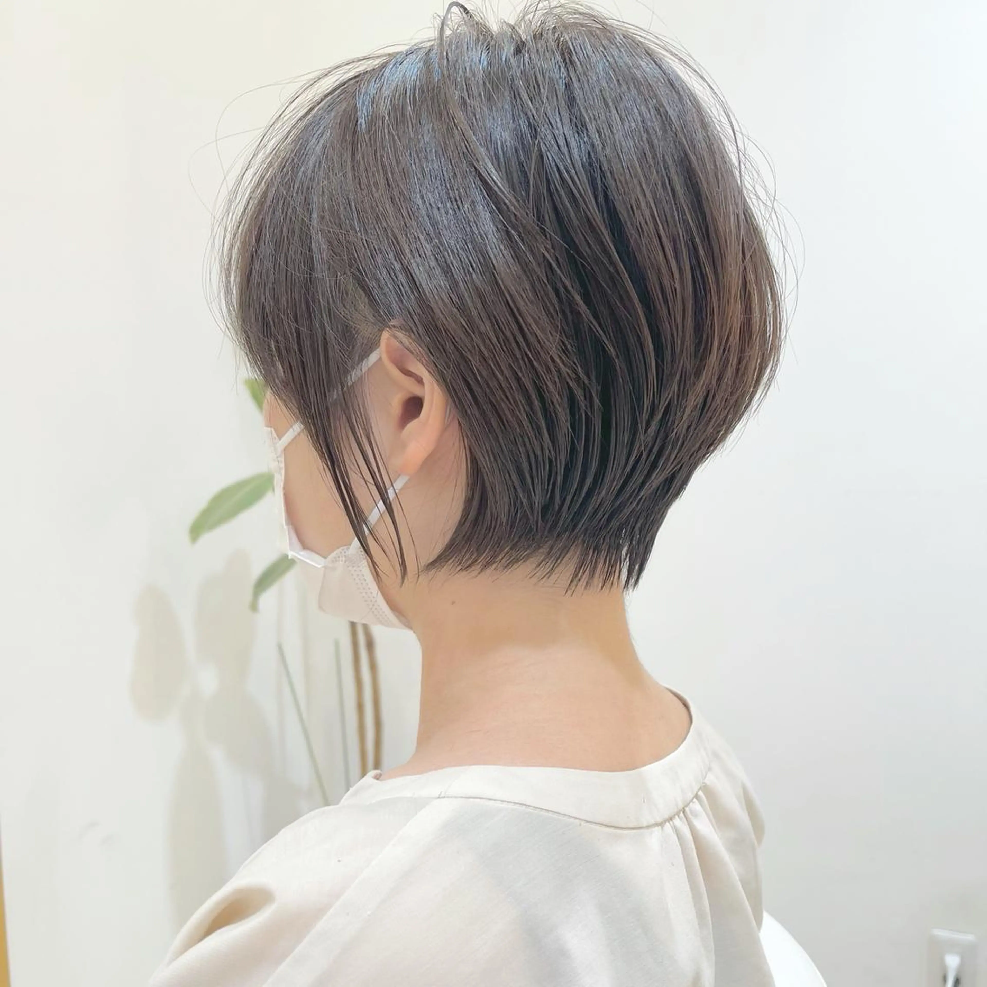 ショート カラー 宮本 聖希のヘアスタイル