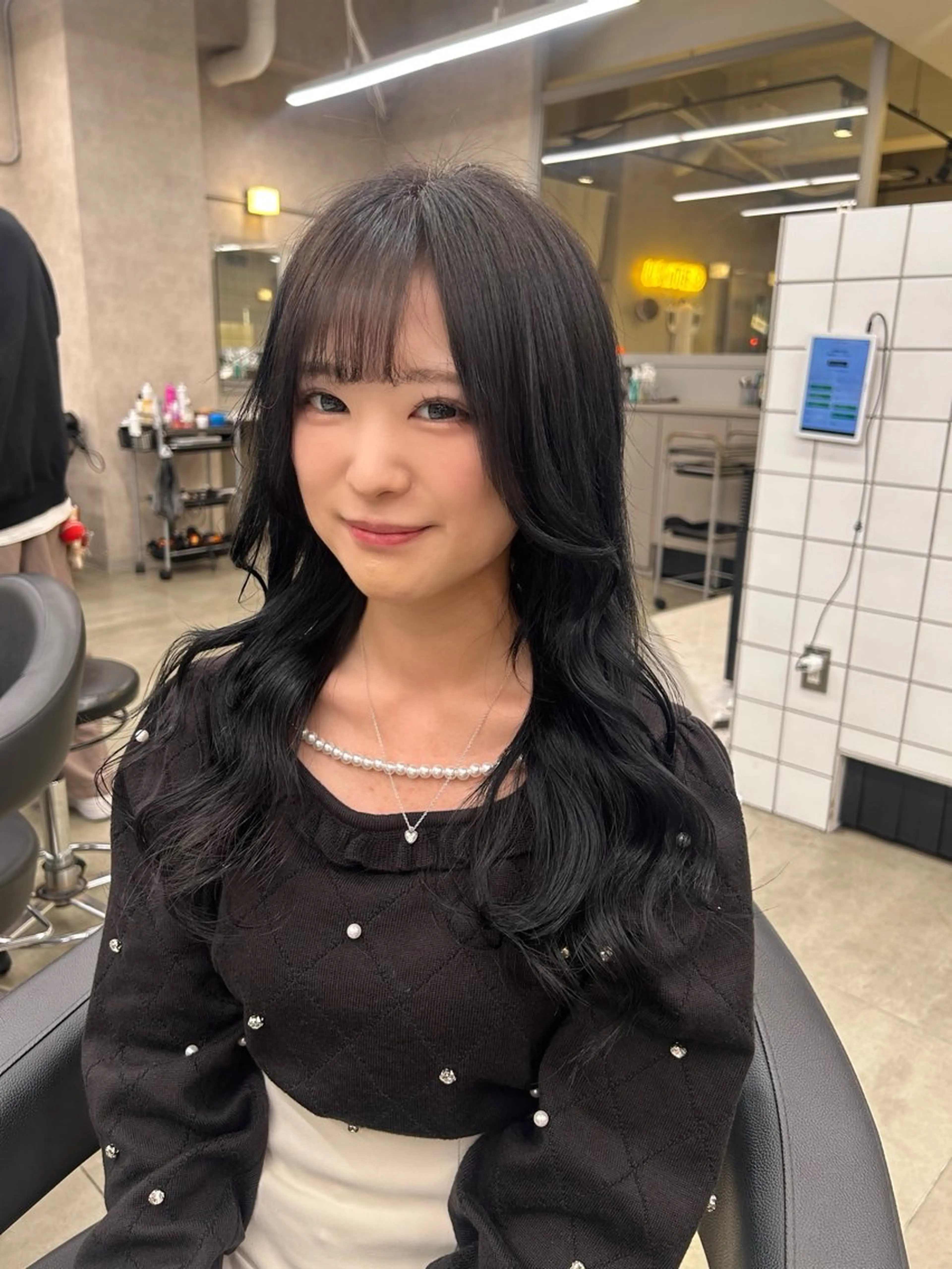 カラー カット ヘアカラー トリートメント 透明感ベージュ🤎 ナチュラルレイヤーのヘアスタイル