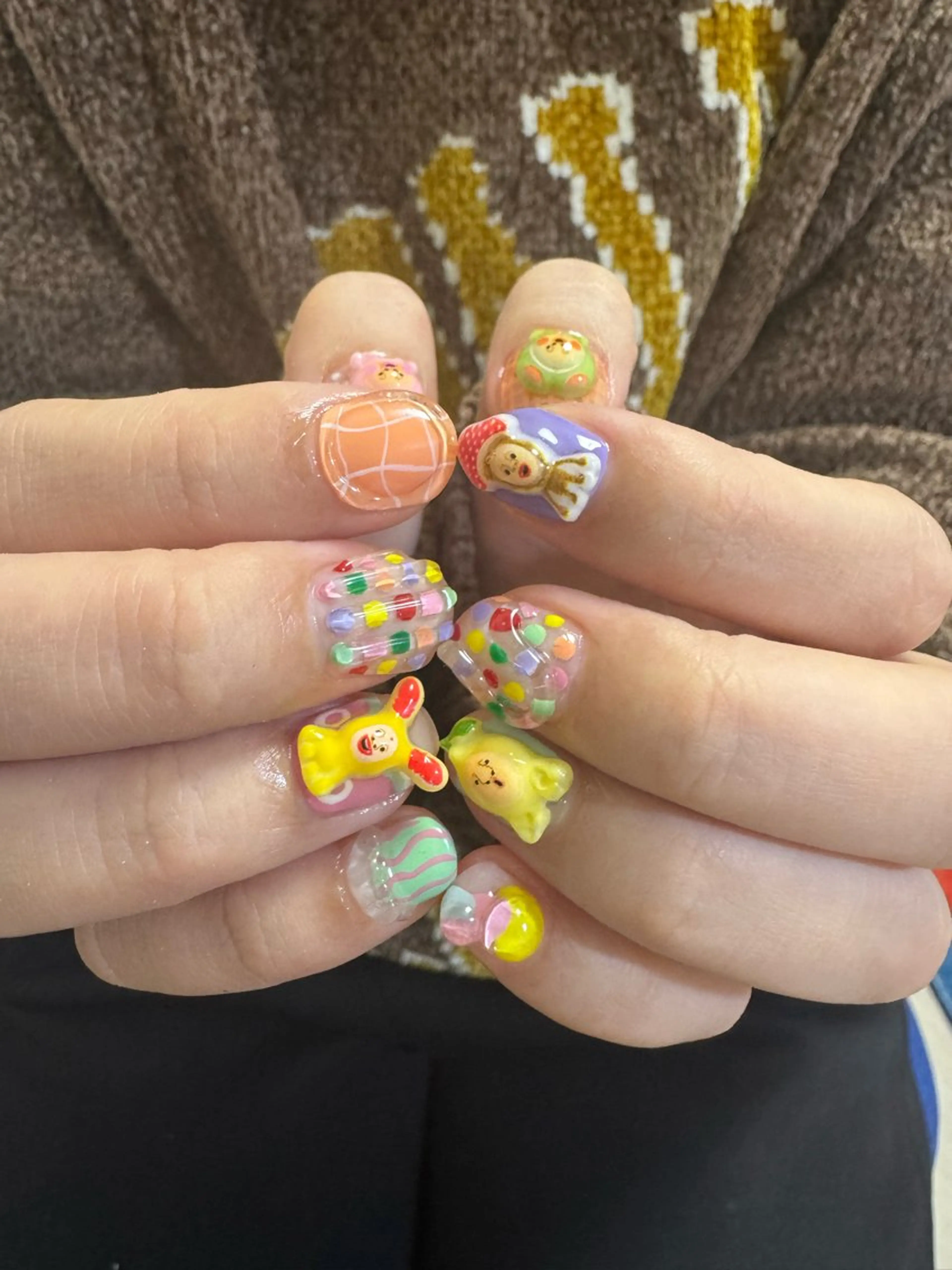 【オフ有り】ハンド❗️ショートネイル限定❗️お持ち込み＆イメージネイルok❗️パーツつけ放題☆他店オフの方＋500円の写真