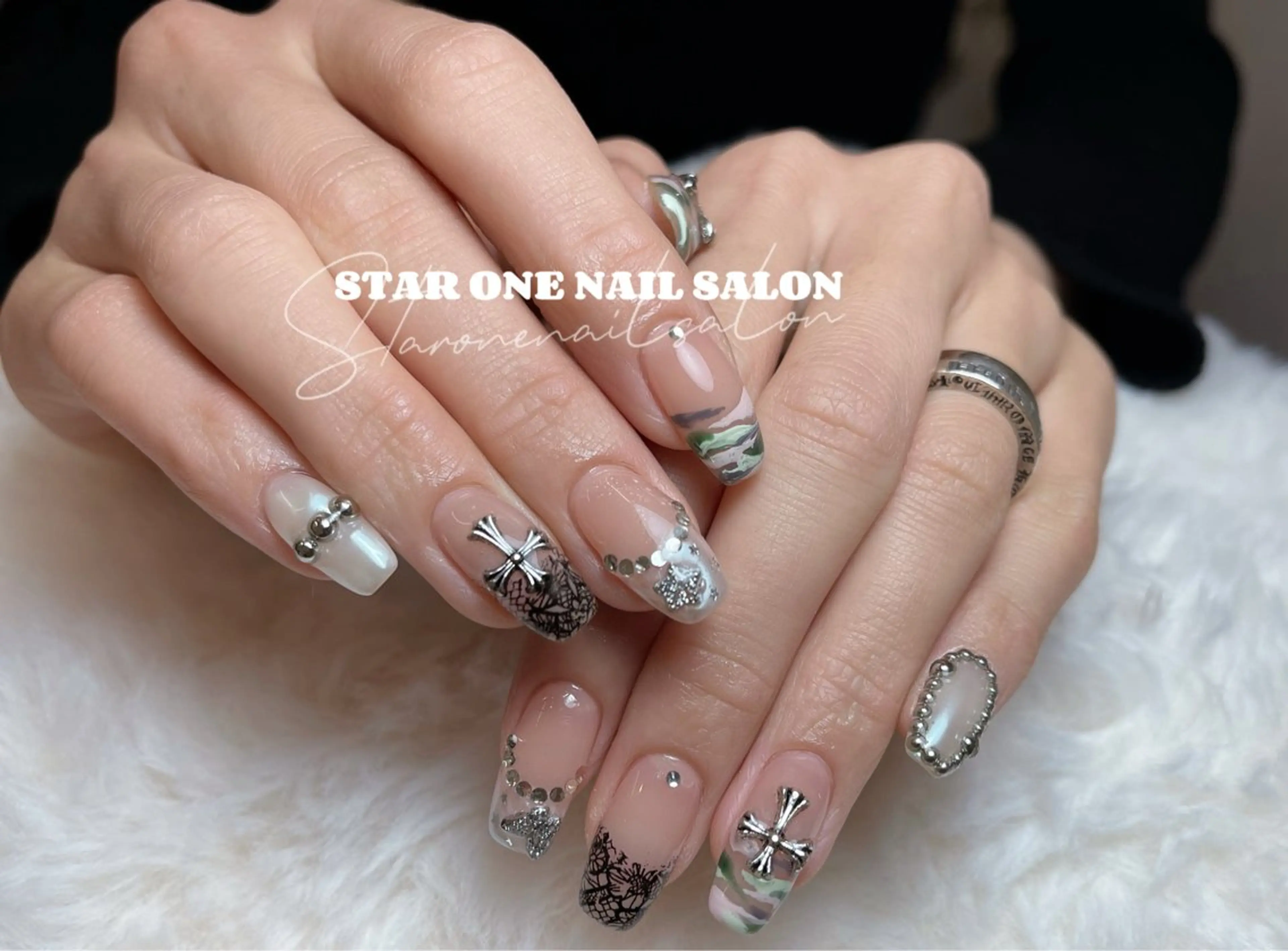 ネイル オーロラネイル チークネイル クリアネイル キラキラネイル 韓国ネイル ハンドネイル 星 あみのネイルデザイン