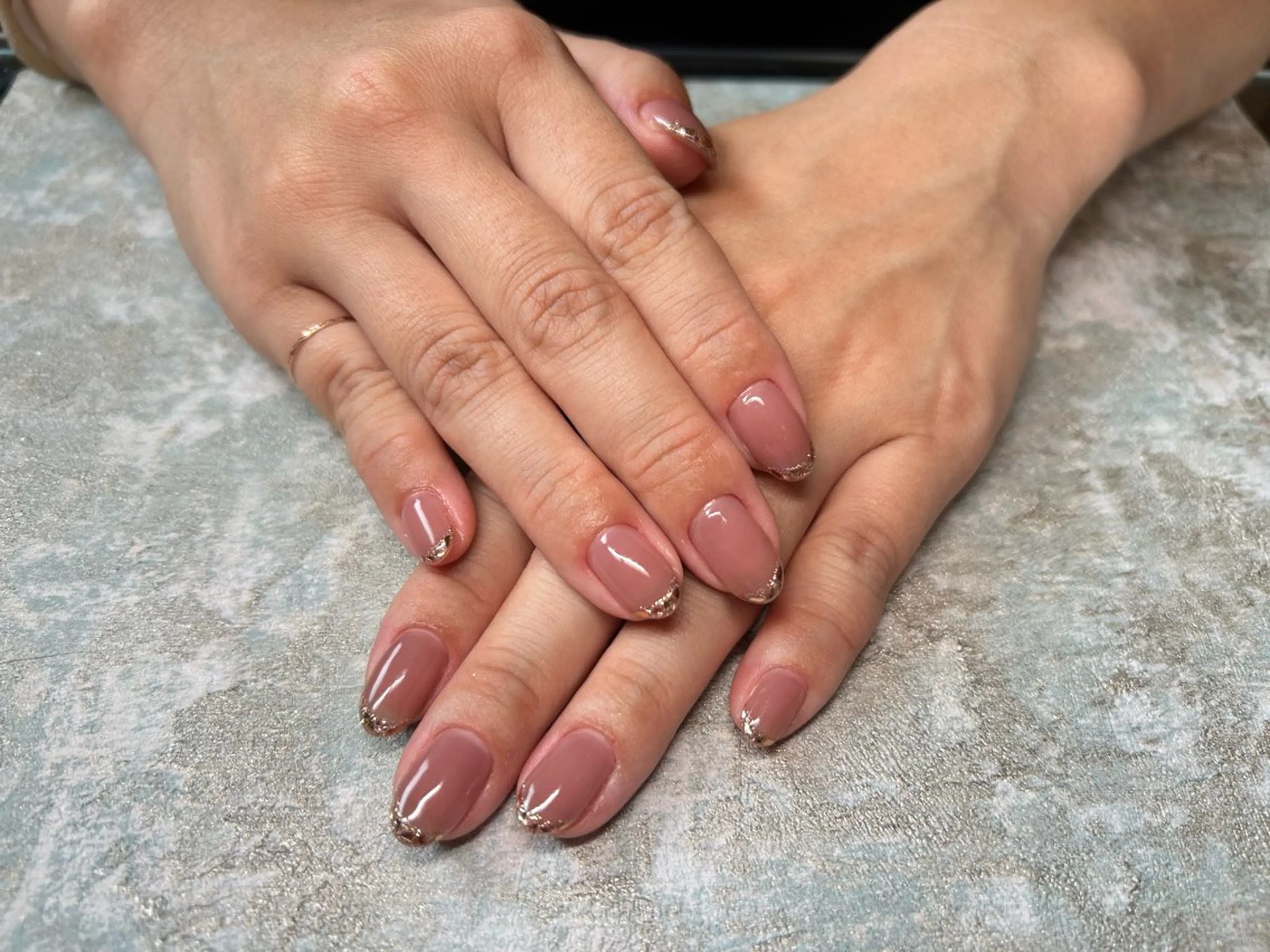 ネイル フレンチネイル ガラスフレンチ ハンドネイル Lisa’s Salonのネイルデザイン