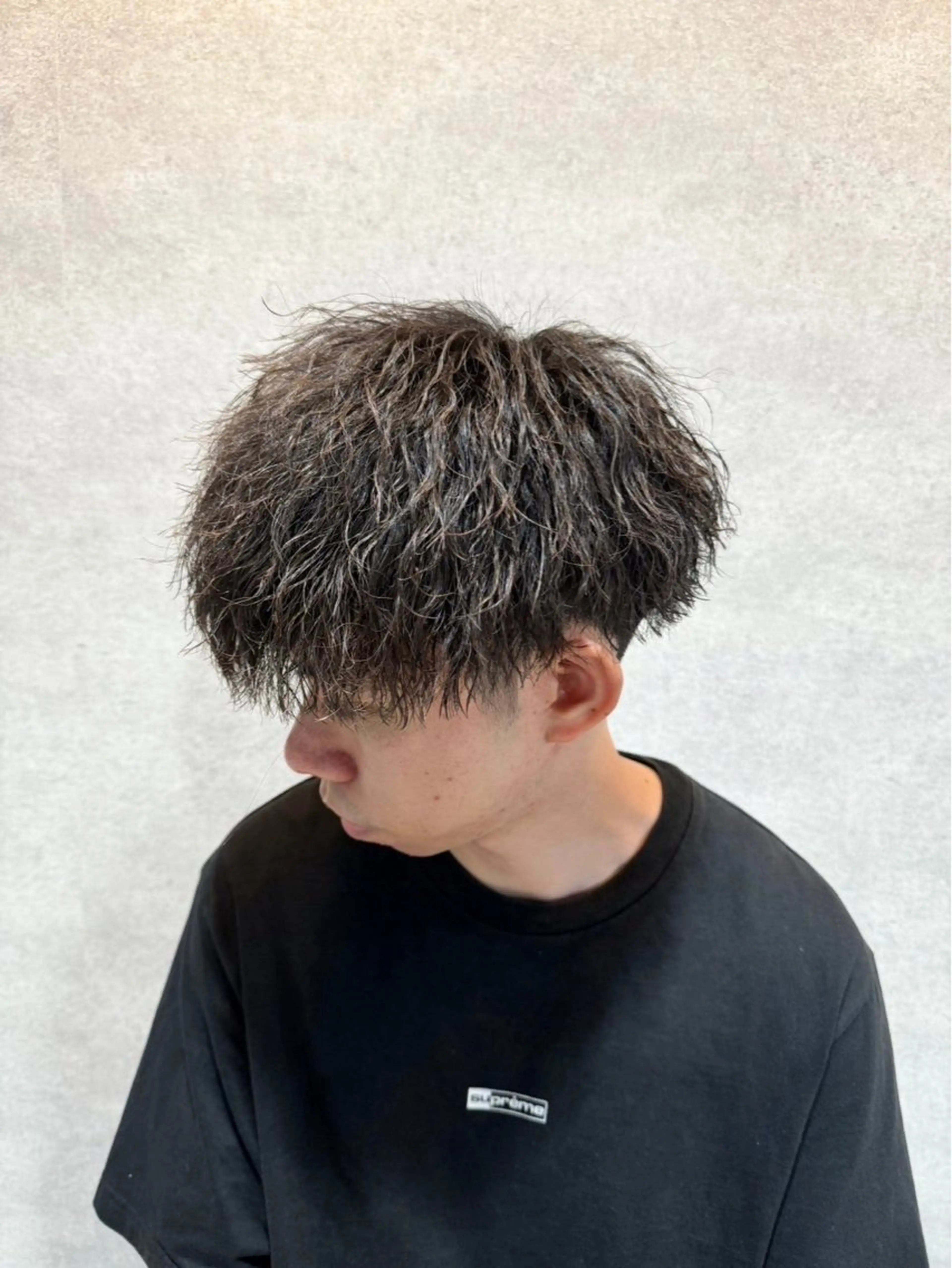 ショート パーマ メンズ *モデル募集🤍横浜 透明感カラー🫧のヘアスタイル