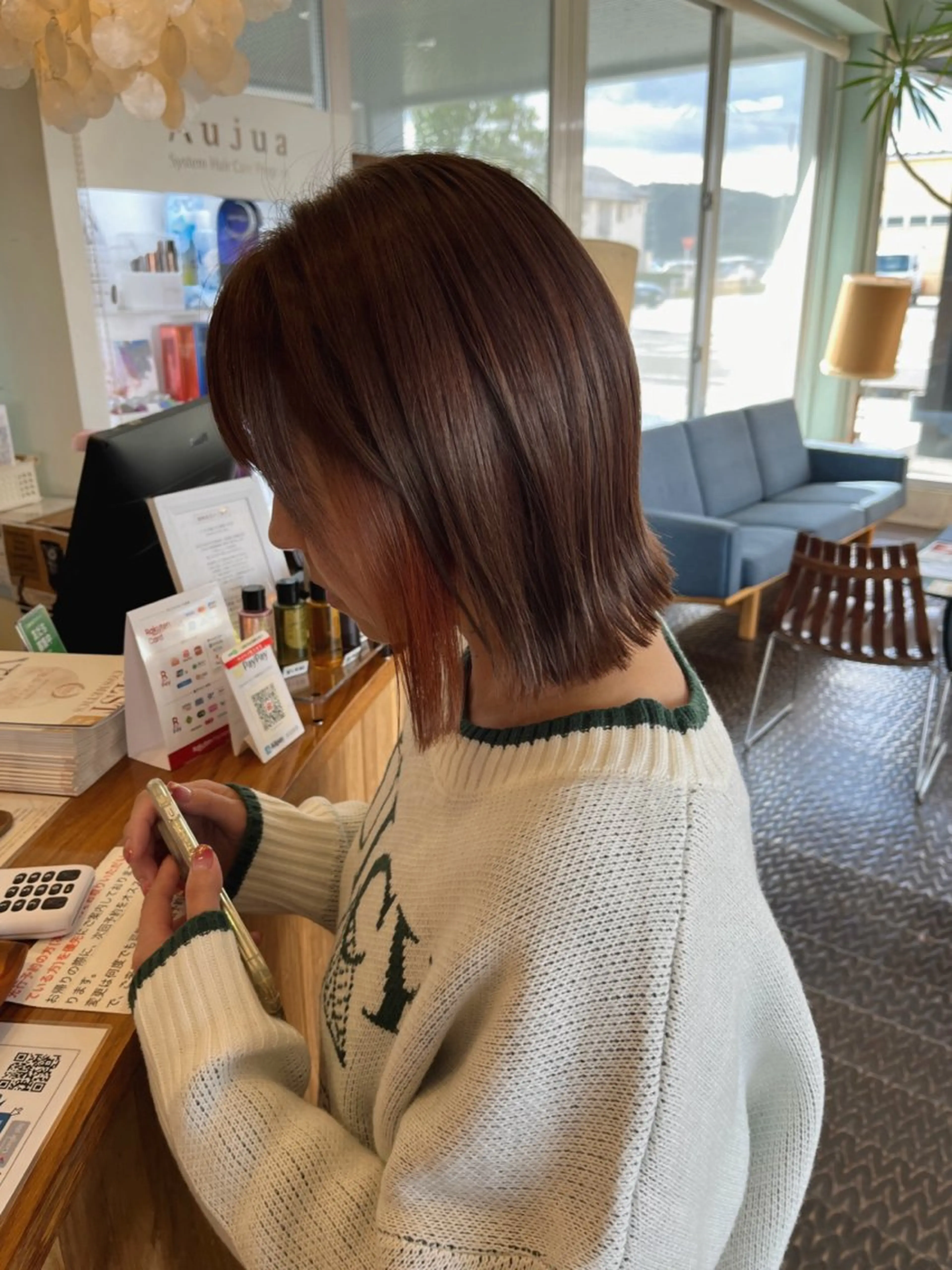 ミディアム カラー ベージュカラー ブリーチ オレンジ カット ヘアカラー TAKAHASHI REIKAのヘアスタイル