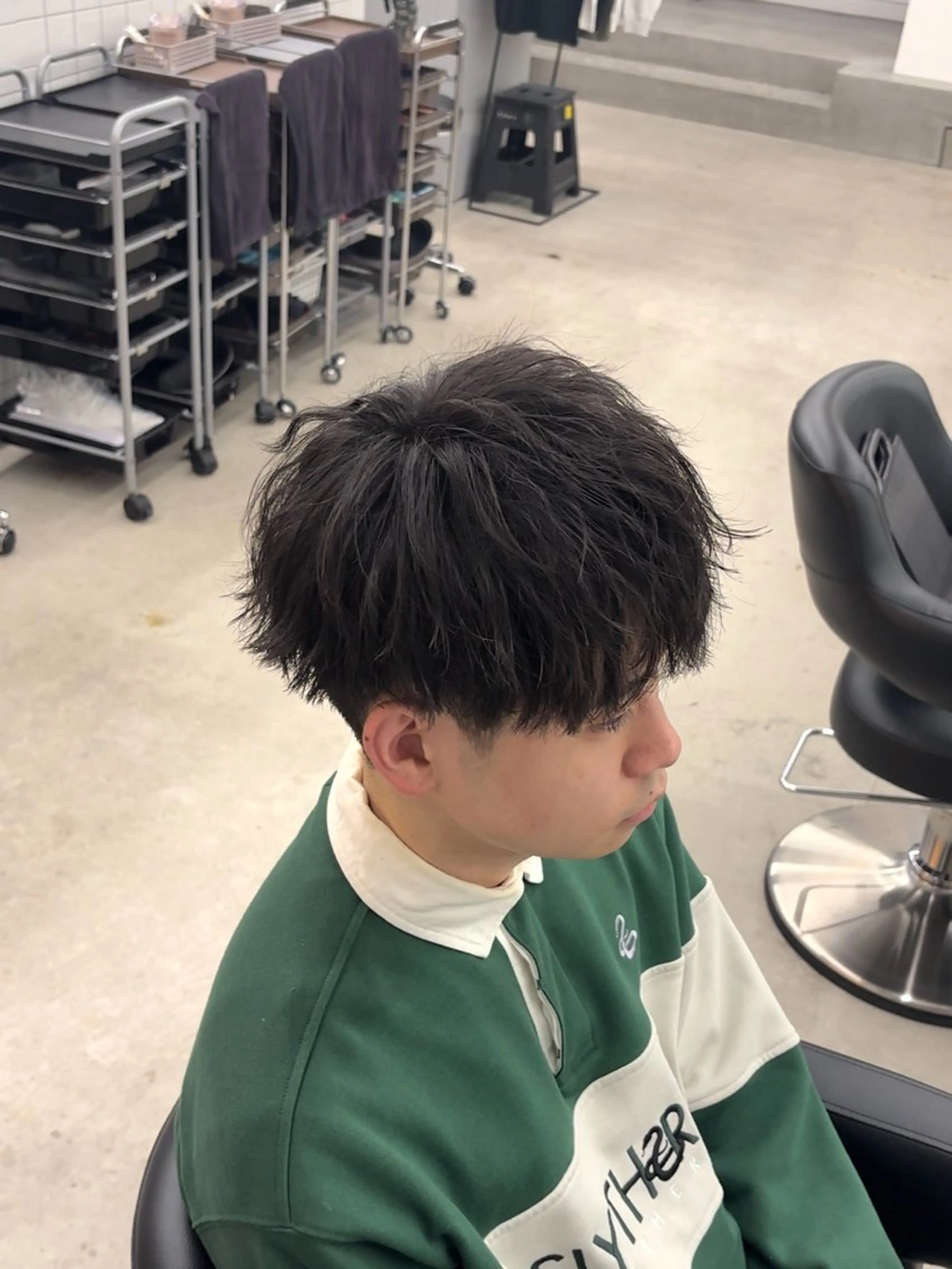 ショート メンズ マッシュ メンズパーマ カット なりたひろと / フェザーパーマのヘアスタイル
