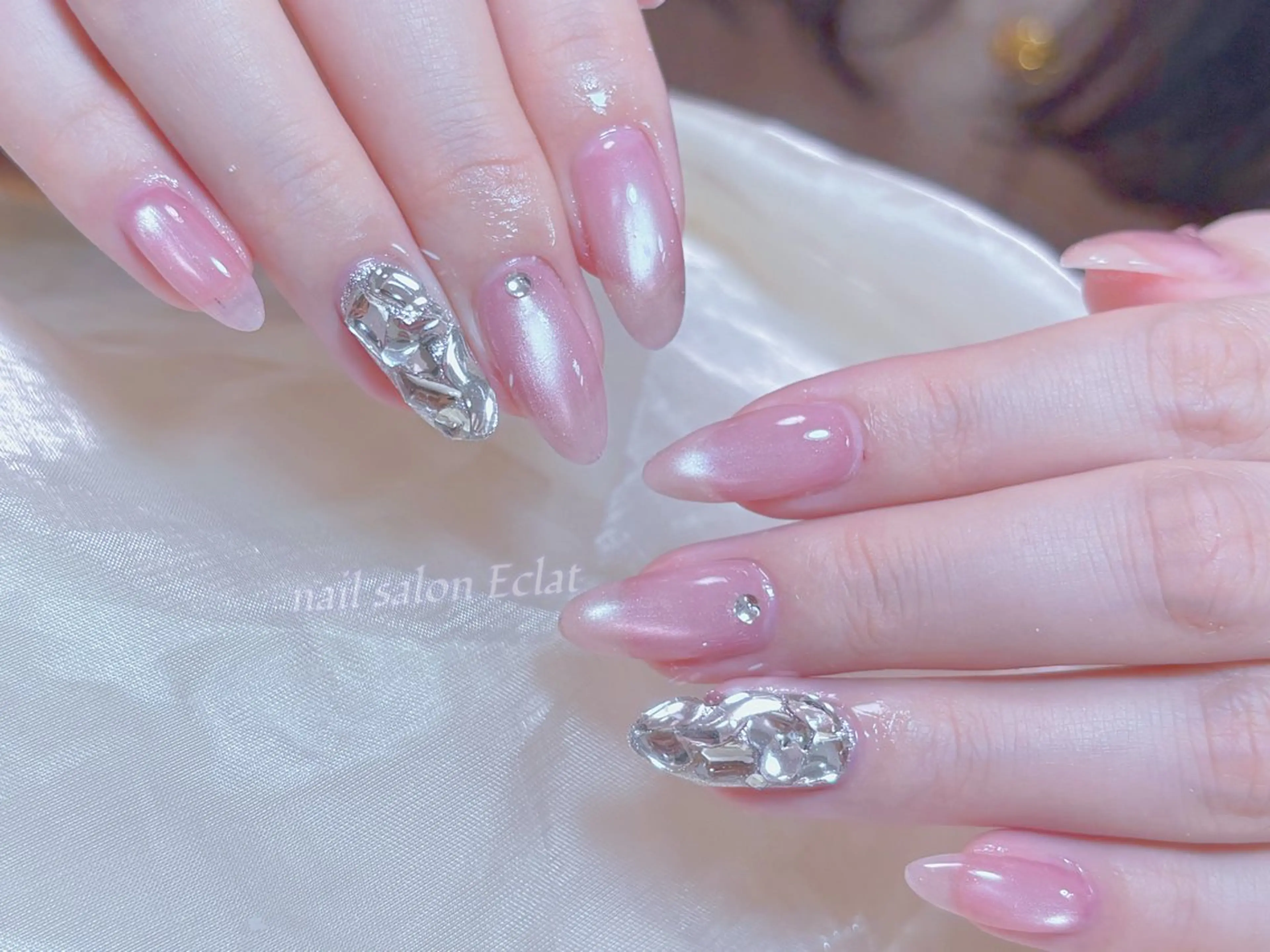 ネイル ネイルサロンエクラ 🫧Shizukaのネイルデザイン