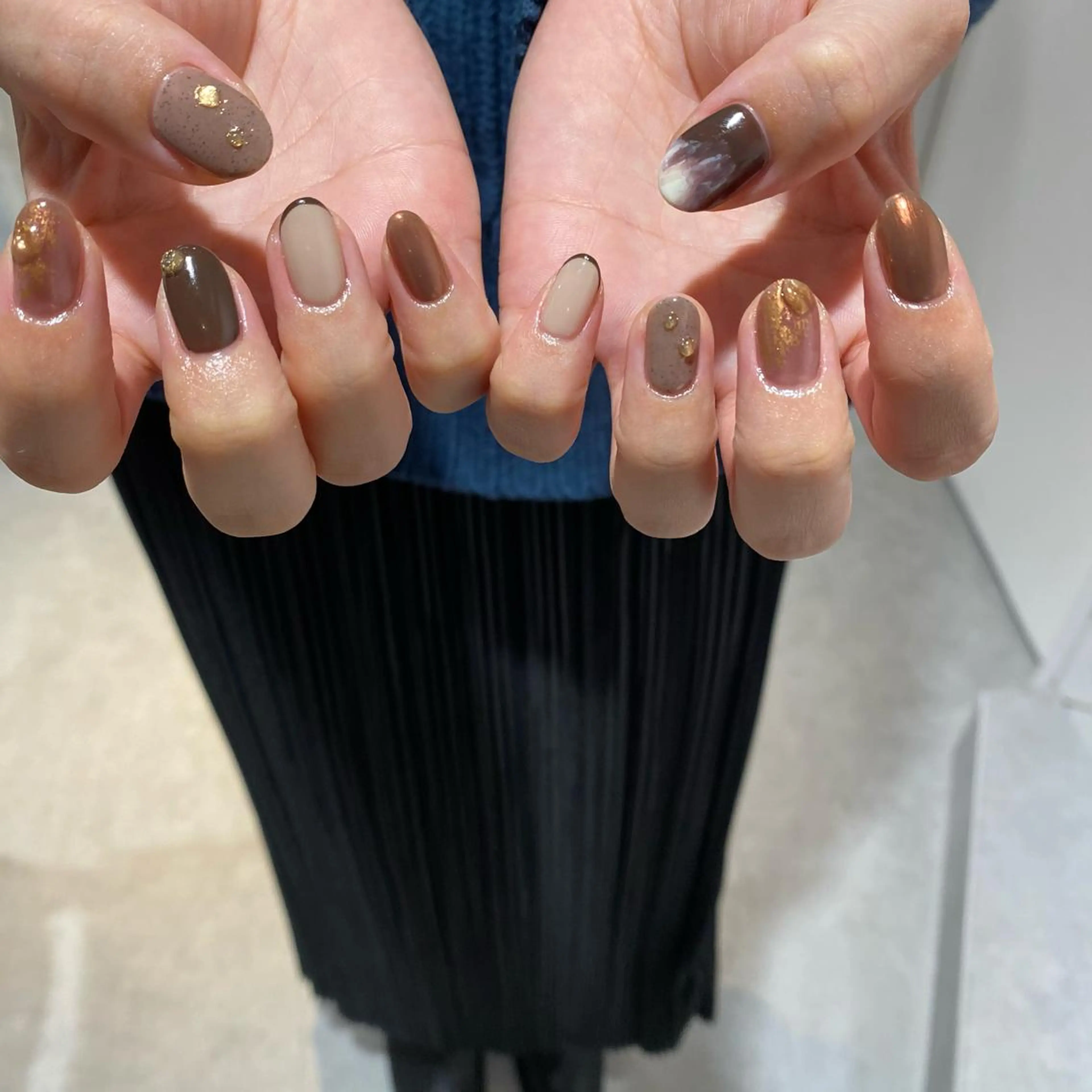 ネイル ブラウン ハンドネイル 岩本 杏のネイルデザイン