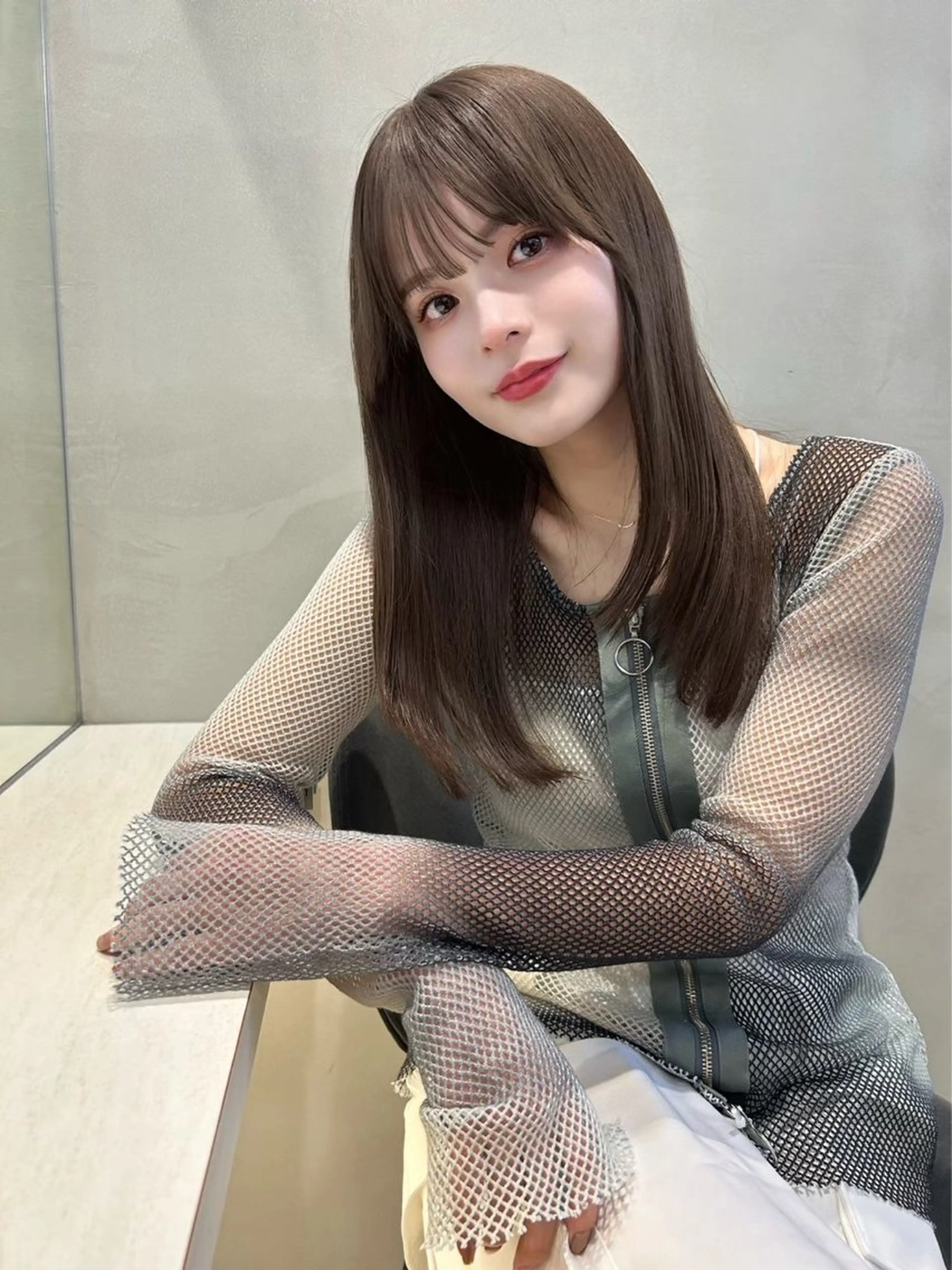 カラー 【韓国/レイヤー/ カラー】新井 望乃果のヘアスタイル