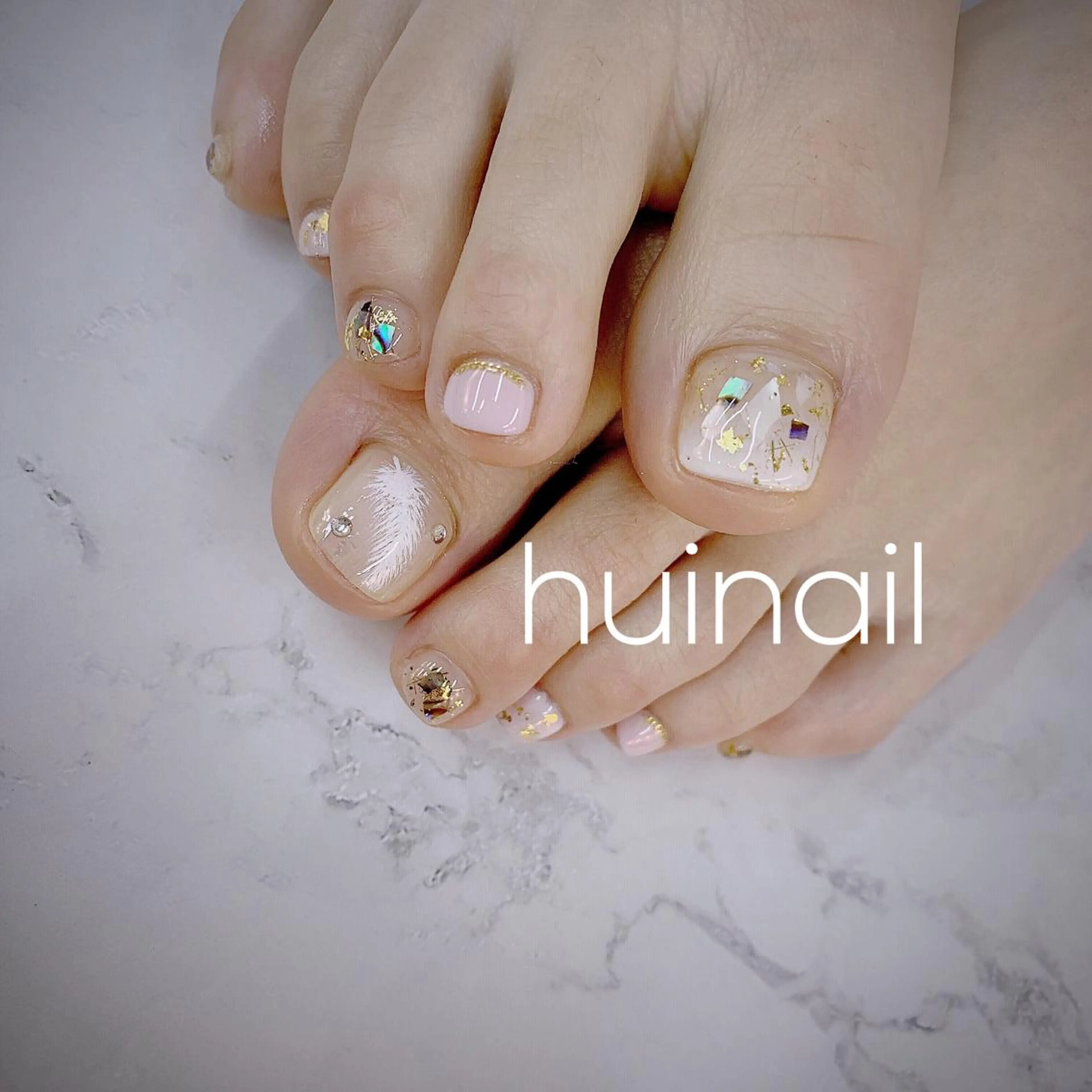 ミディアム めぐみのネイルサロン スタッフ練習のネイルデザイン