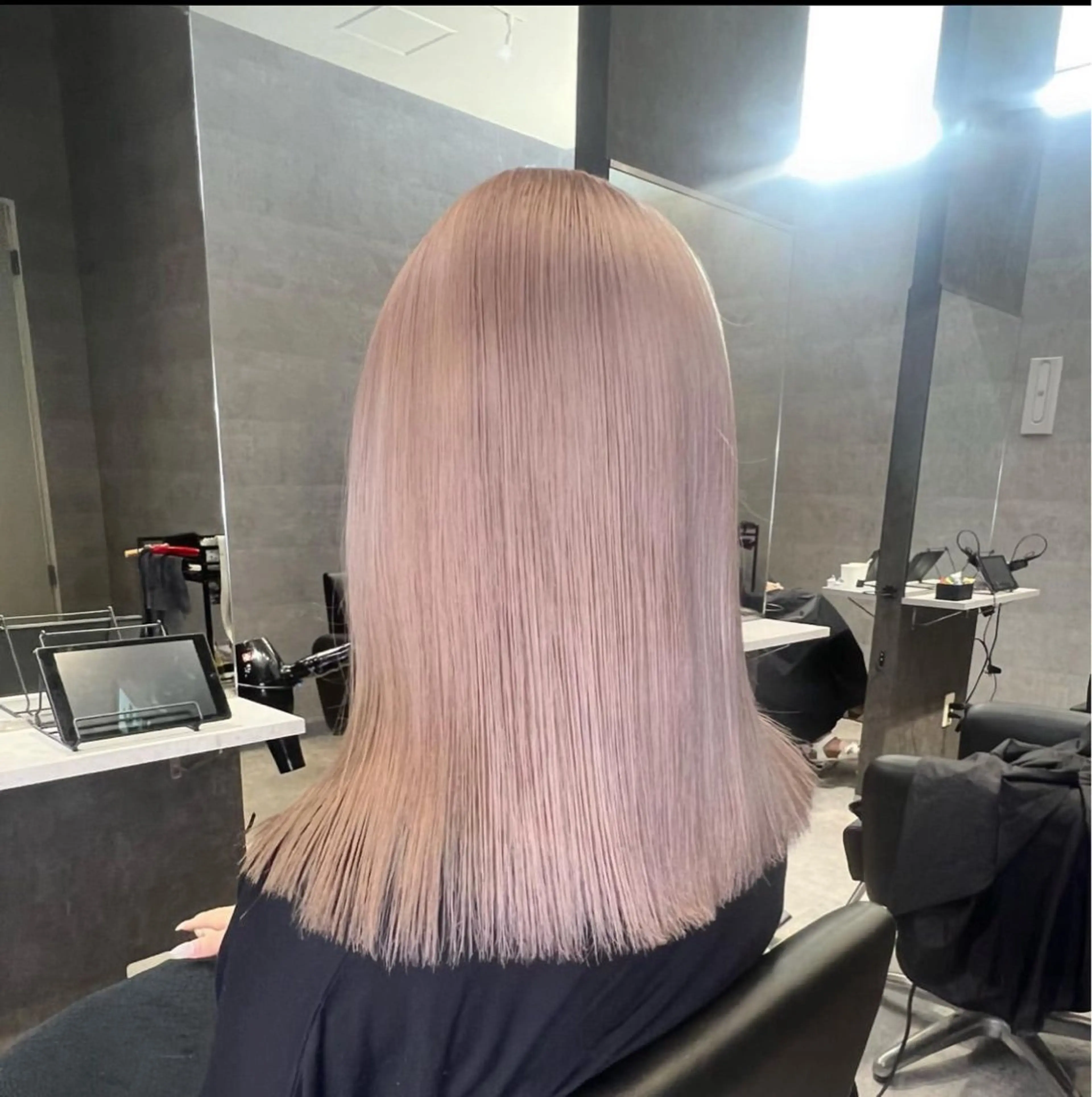 セミロング カット ヘアカラー トリートメント _WHITE /藤田唯生のヘアスタイル