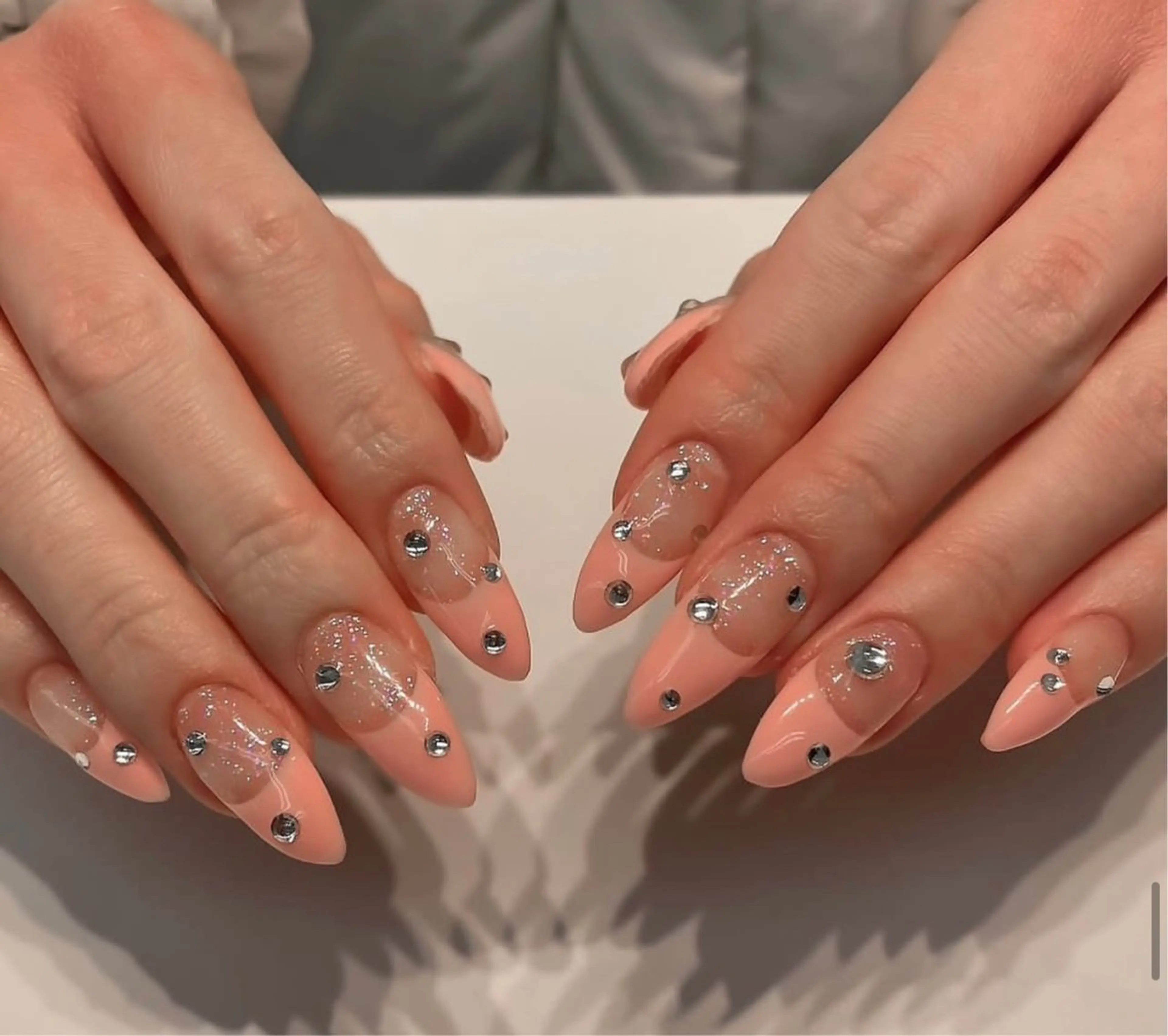 ネイル スカルプネイル ネイルチップ ハンドネイル NiJi Nailsのネイルデザイン