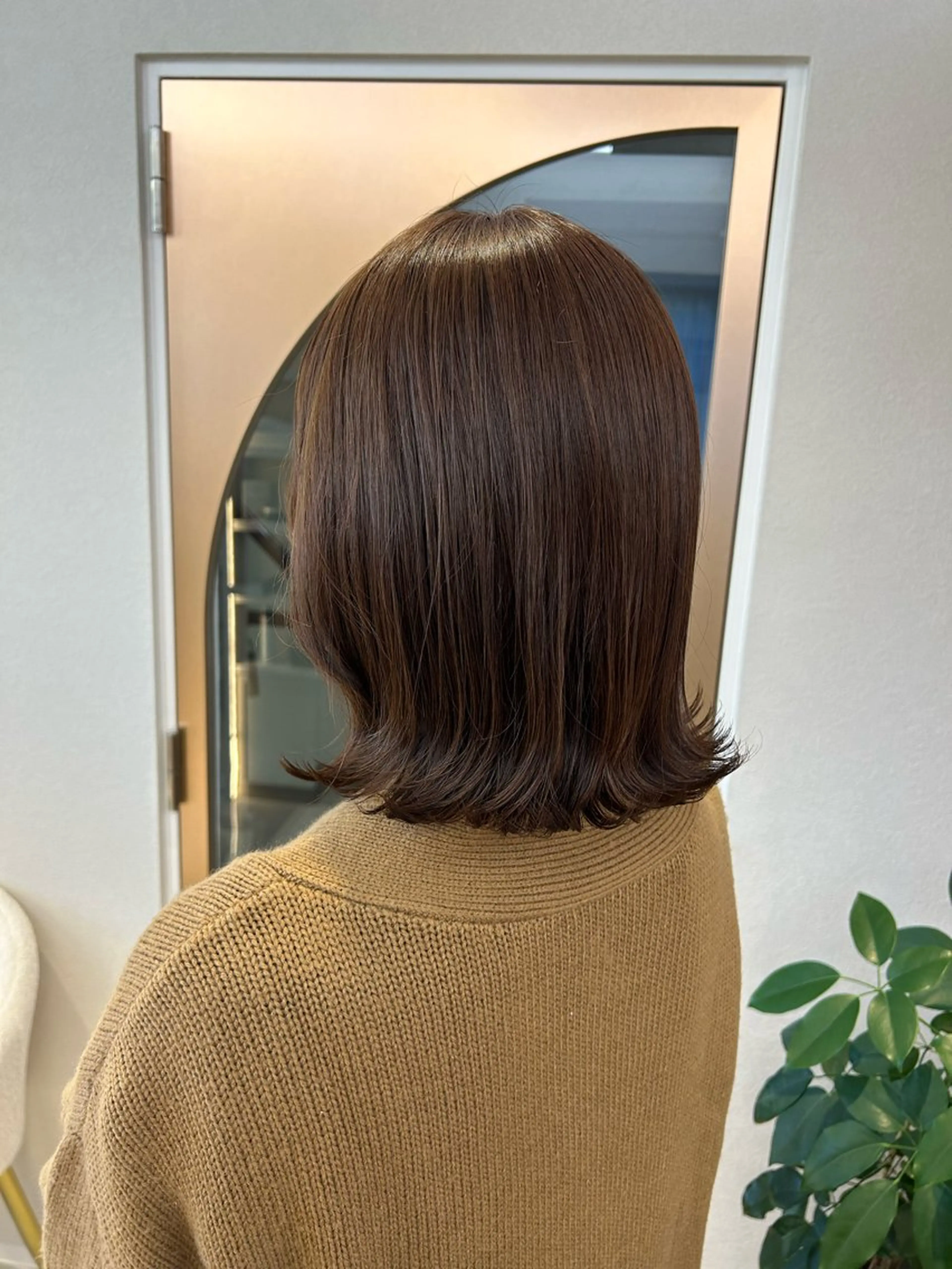 ミディアム カラー カット ヘアカラー トリートメント 佐合 梨花 / ｅａｕ〈オー〉のヘアスタイル