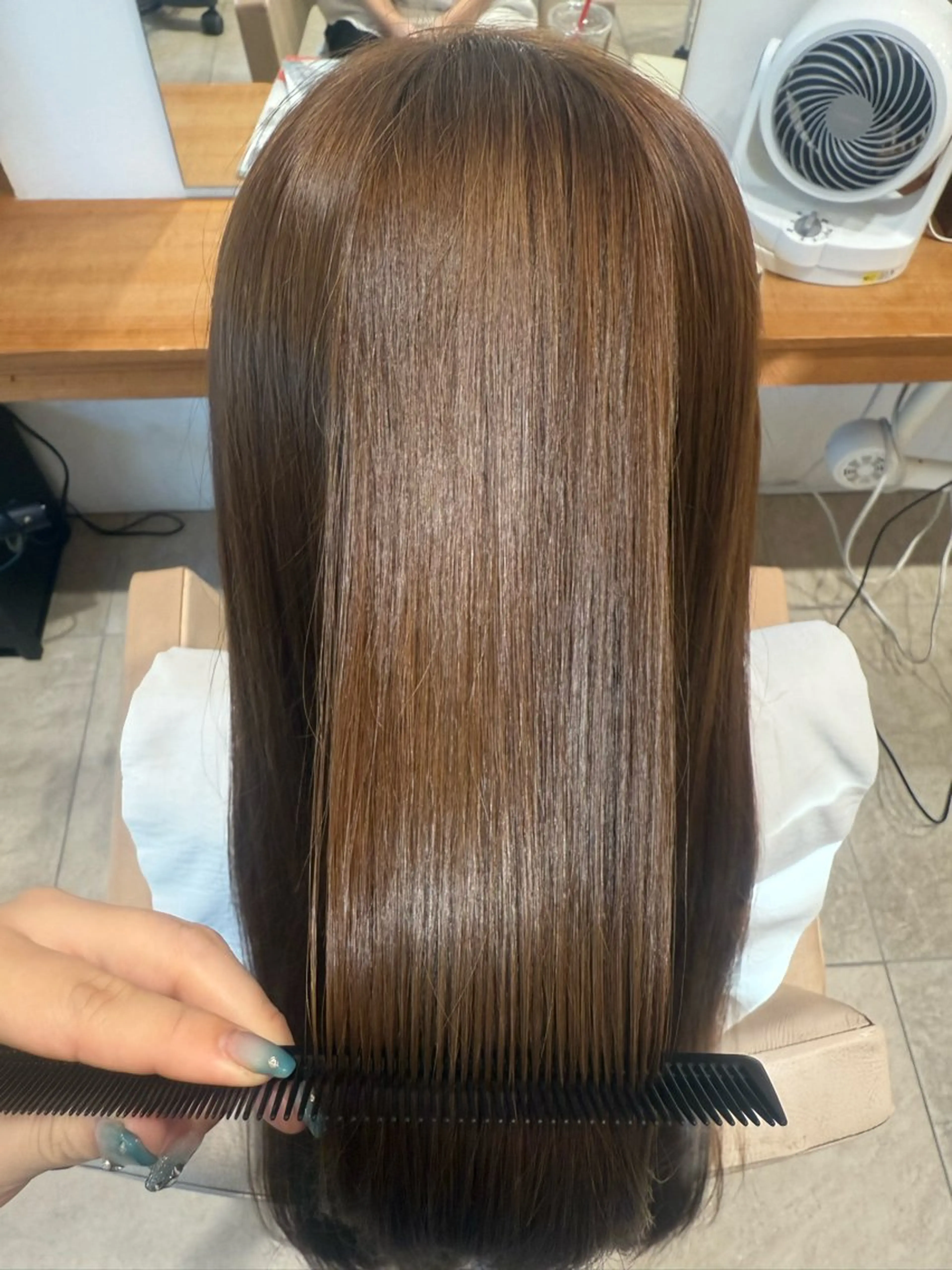 ロング カラー 髪質改善 ヘアカラー トリートメント 中農 有梨恵のヘアスタイル