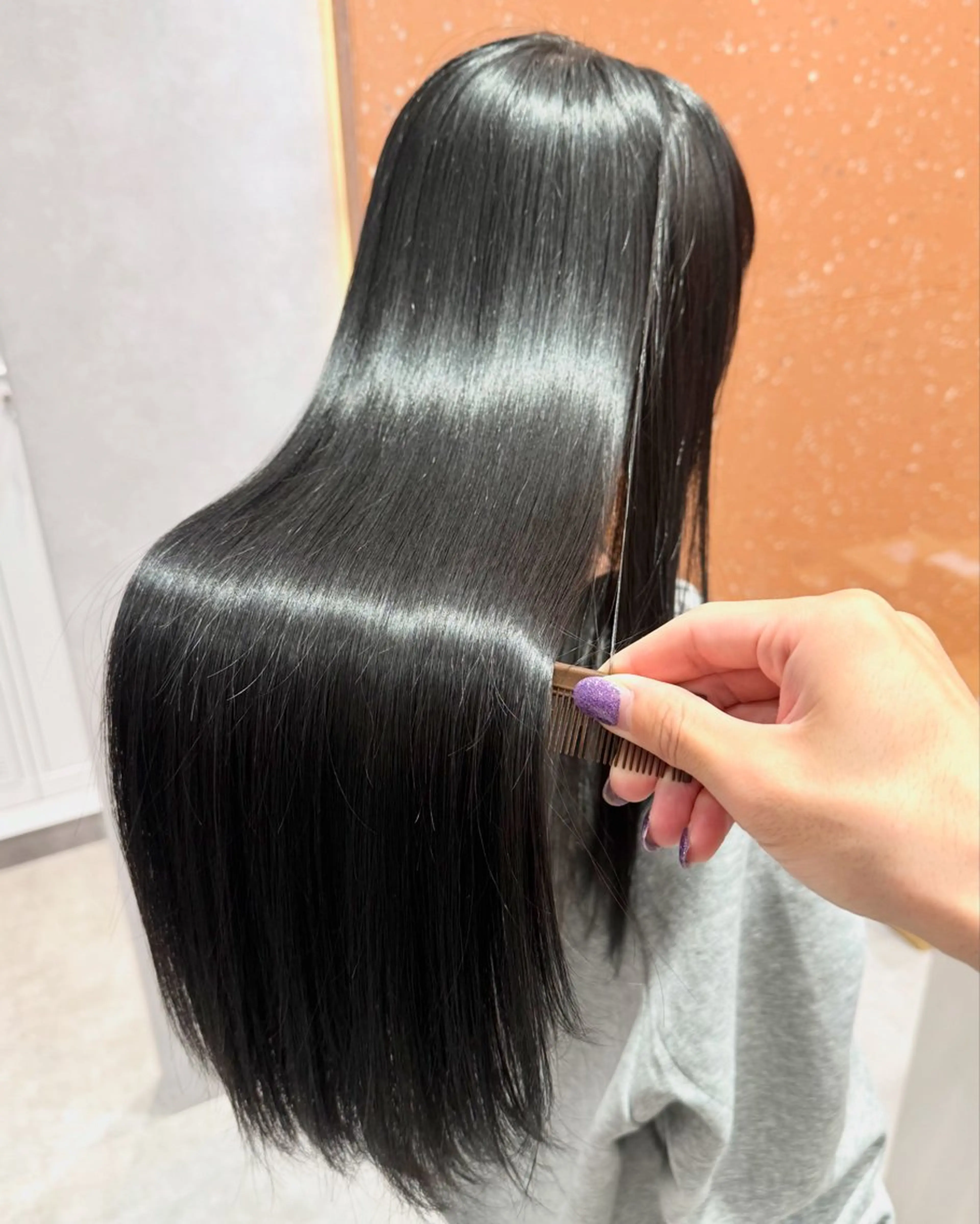 ロング カラー パーマ ヘアアレンジ 髪質改善 縮毛矯正 トリートメント ストレートパーマ 縮毛矯正 トリートメント 縮毛矯正/髪質改善/ ブリーチ毛/木元渓太のヘアスタイル