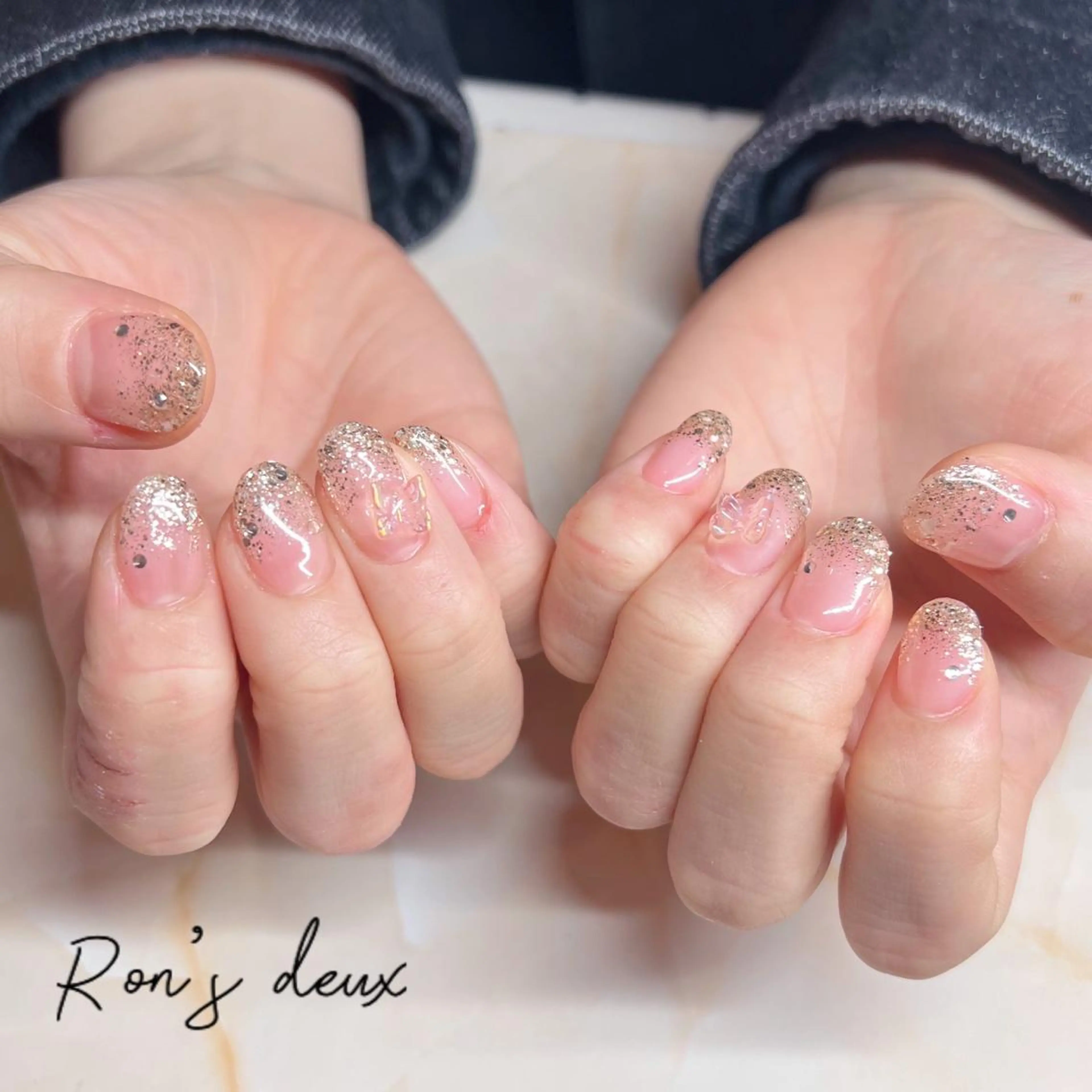 ネイル 持ち込み ストーンネイル Ron's nail 笹岡のネイルデザイン