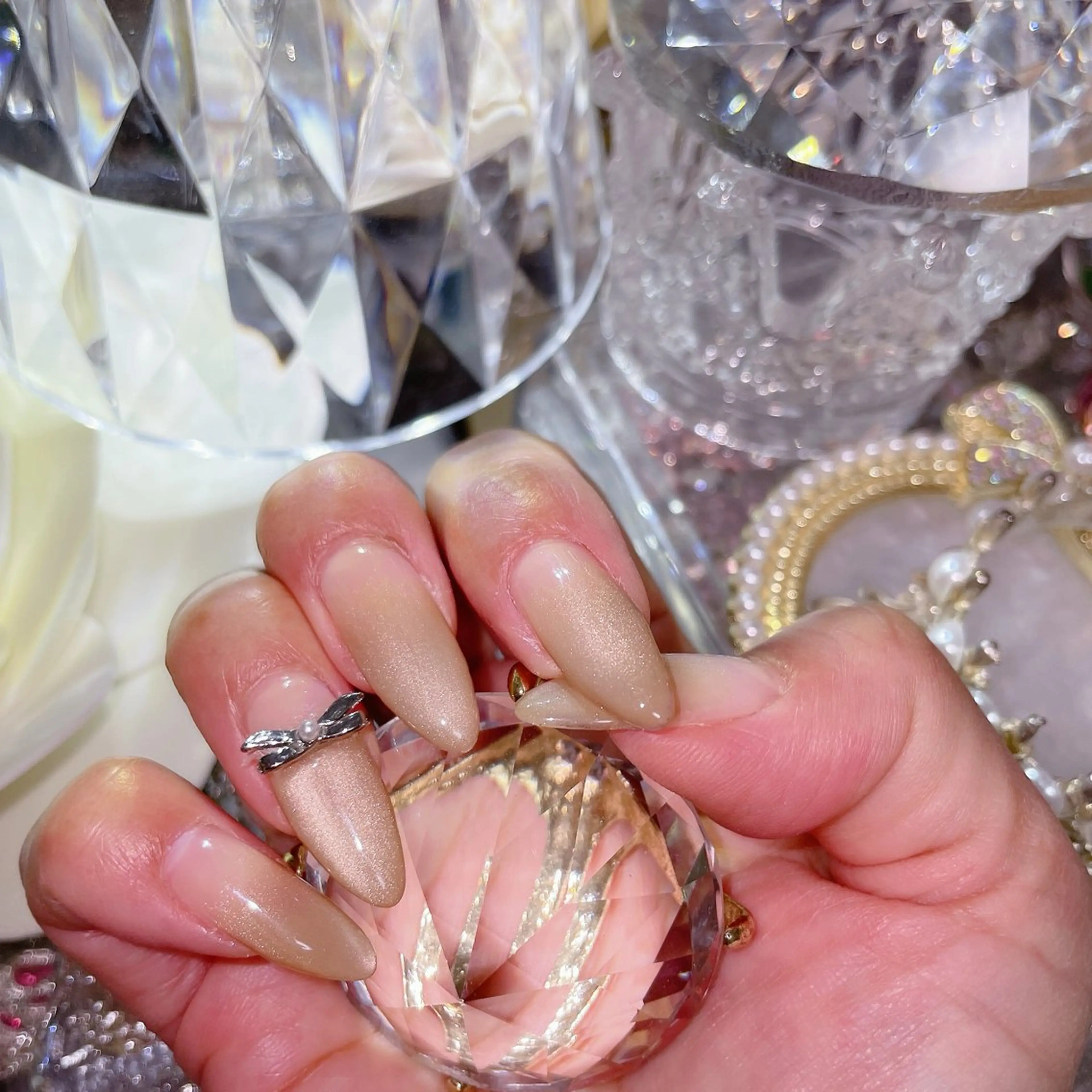ネイル アートネイル オーロラネイル チークネイル 長さ出し フラッシュネイル misun_ nailのネイルデザイン