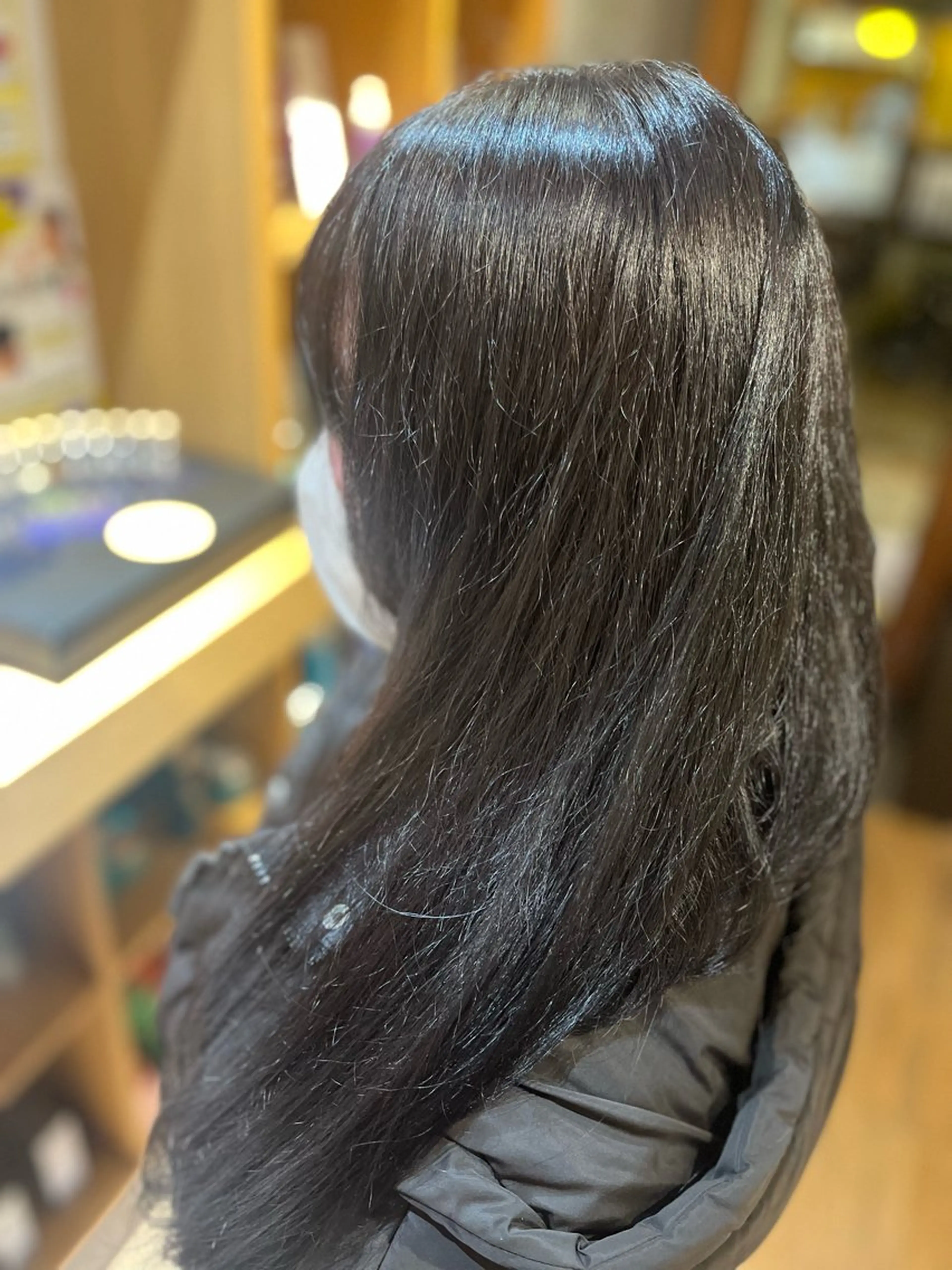 ロング カラー 黒髪 ヘアカラー カラー/ストレート 🕊‎佐藤友奈‎🤍のヘアスタイル