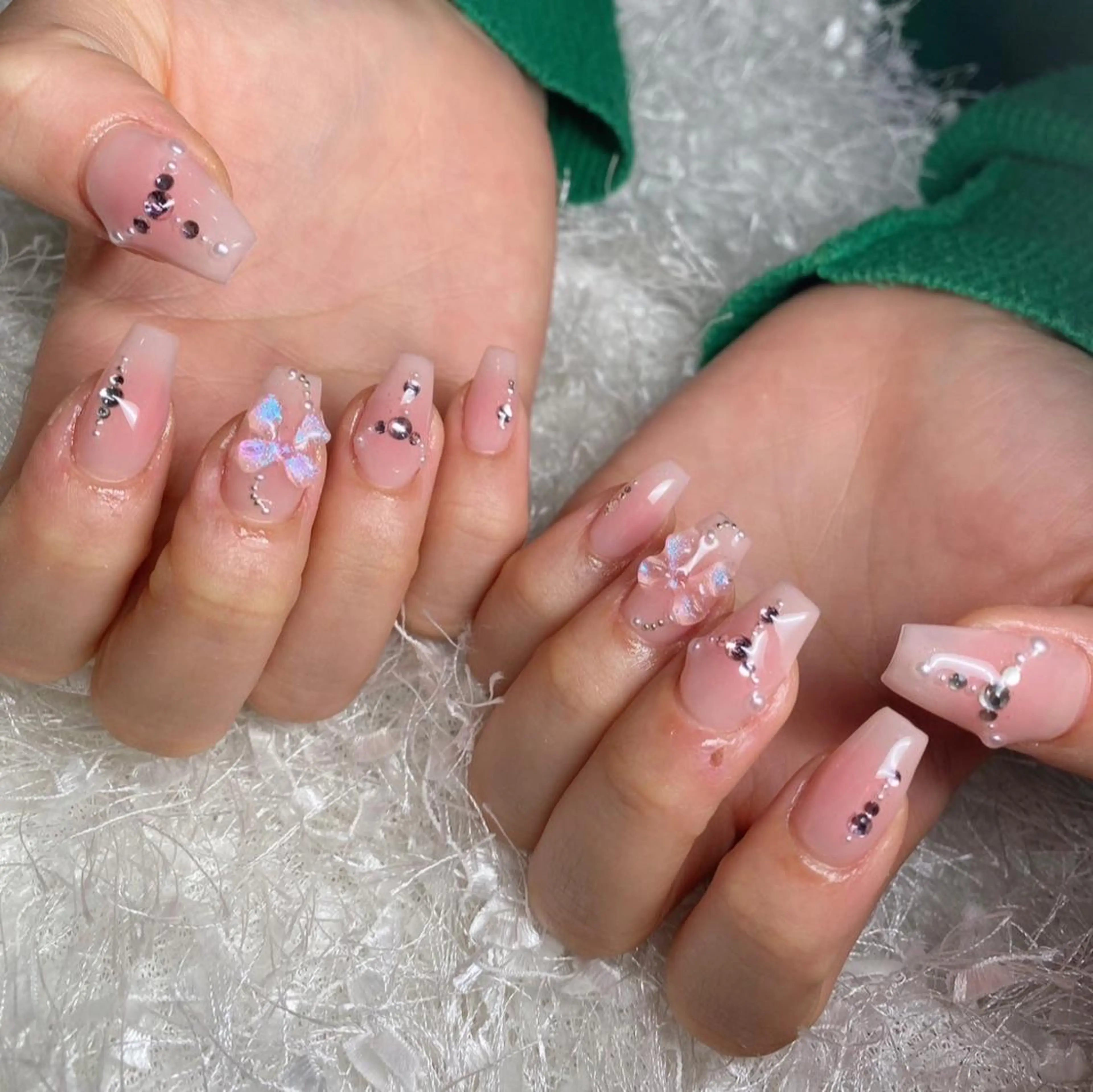 ネイル 長さ出し フレンチネイル ジェルネイル グラデーション 韓国ネイル ハンドネイル Nail&eye Belire 新宿のネイルデザイン