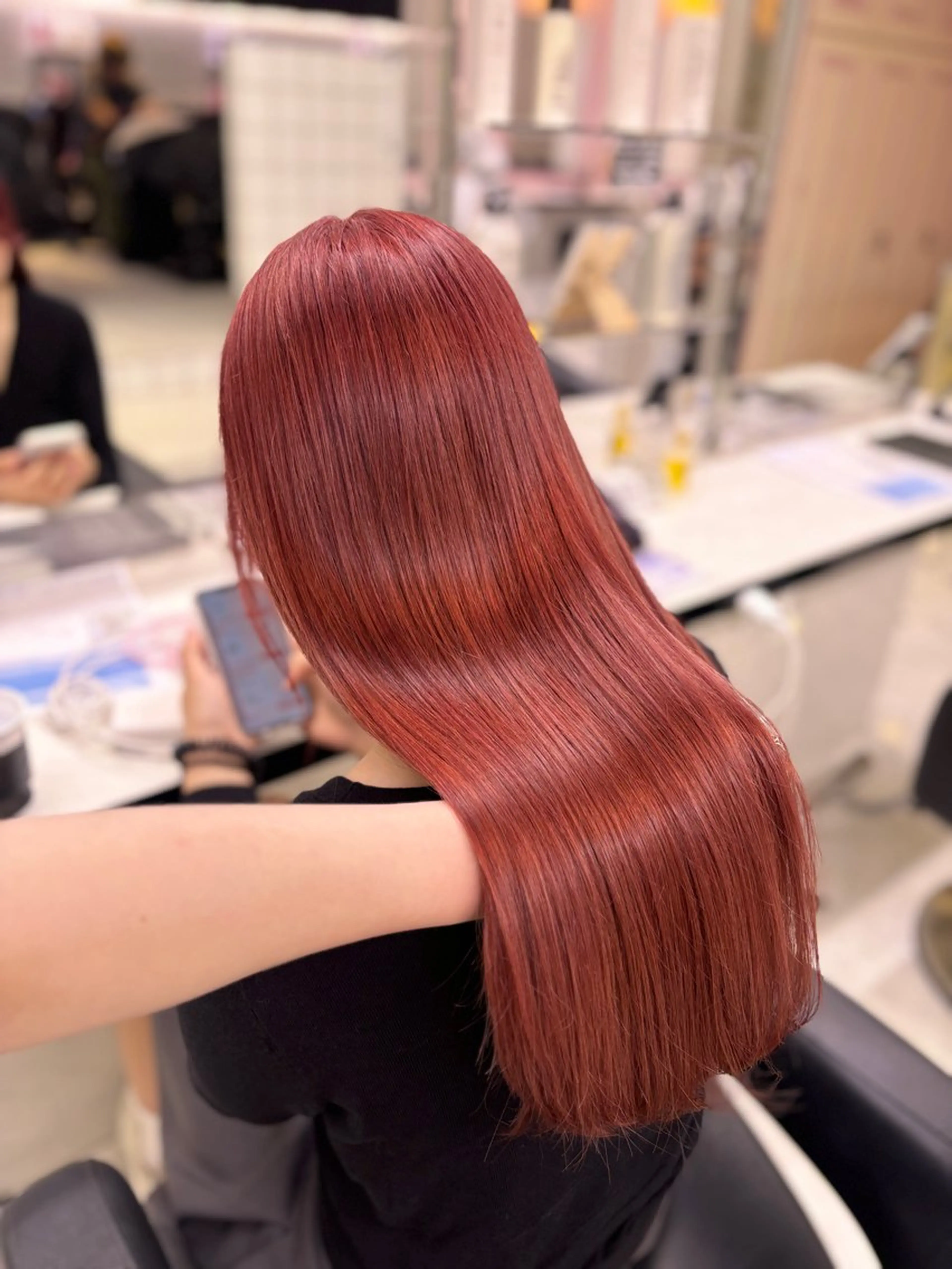 ロング カラー ブリーチ ケアブリーチ ケアカラー ダブルカラー レッドカラー 💙ハイトーン韓国風 色白ヘア💙manaのヘアスタイル