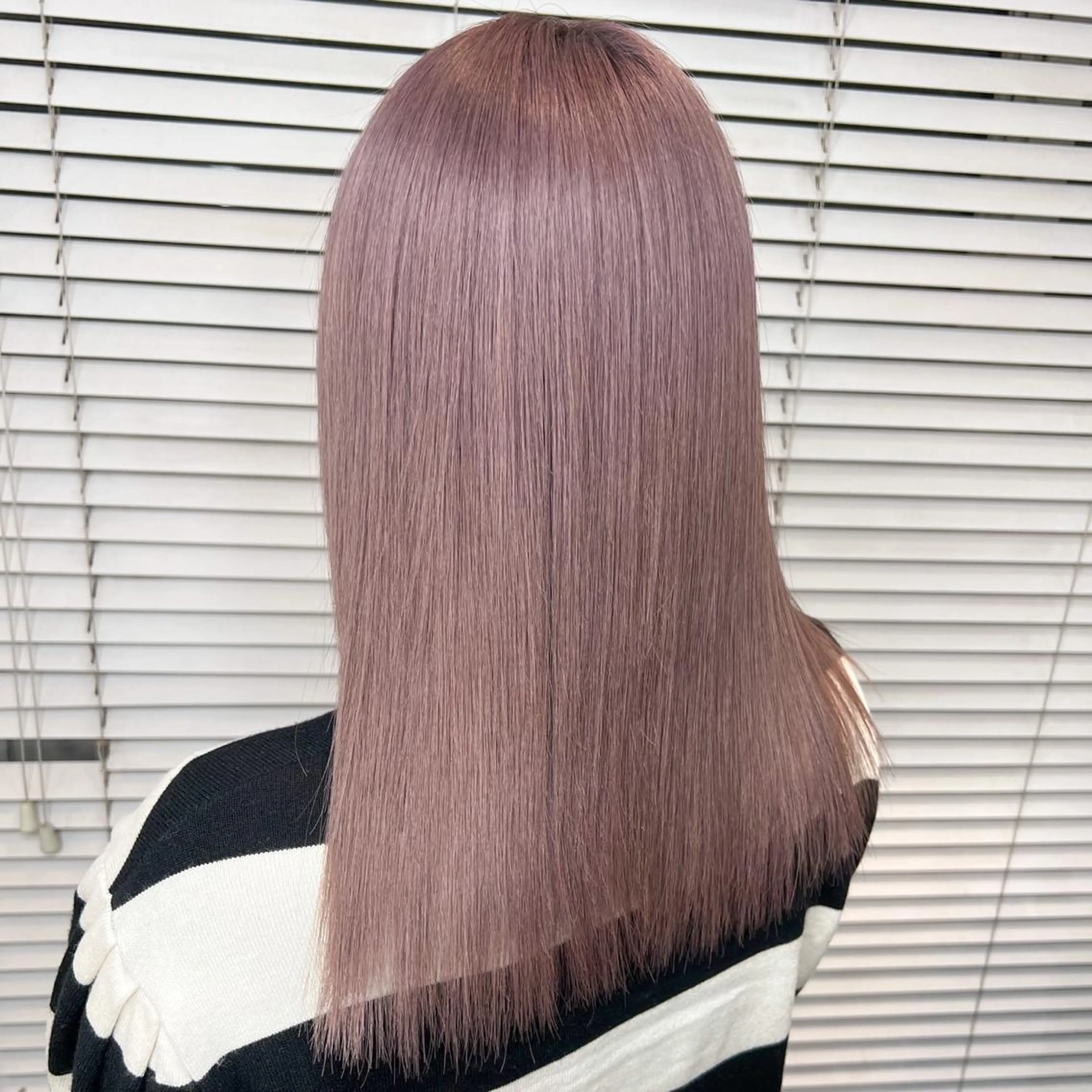 セミロング カラー グレージュ ピンクカラー salonF 🔸hamaのマツエク・マツパデザイン