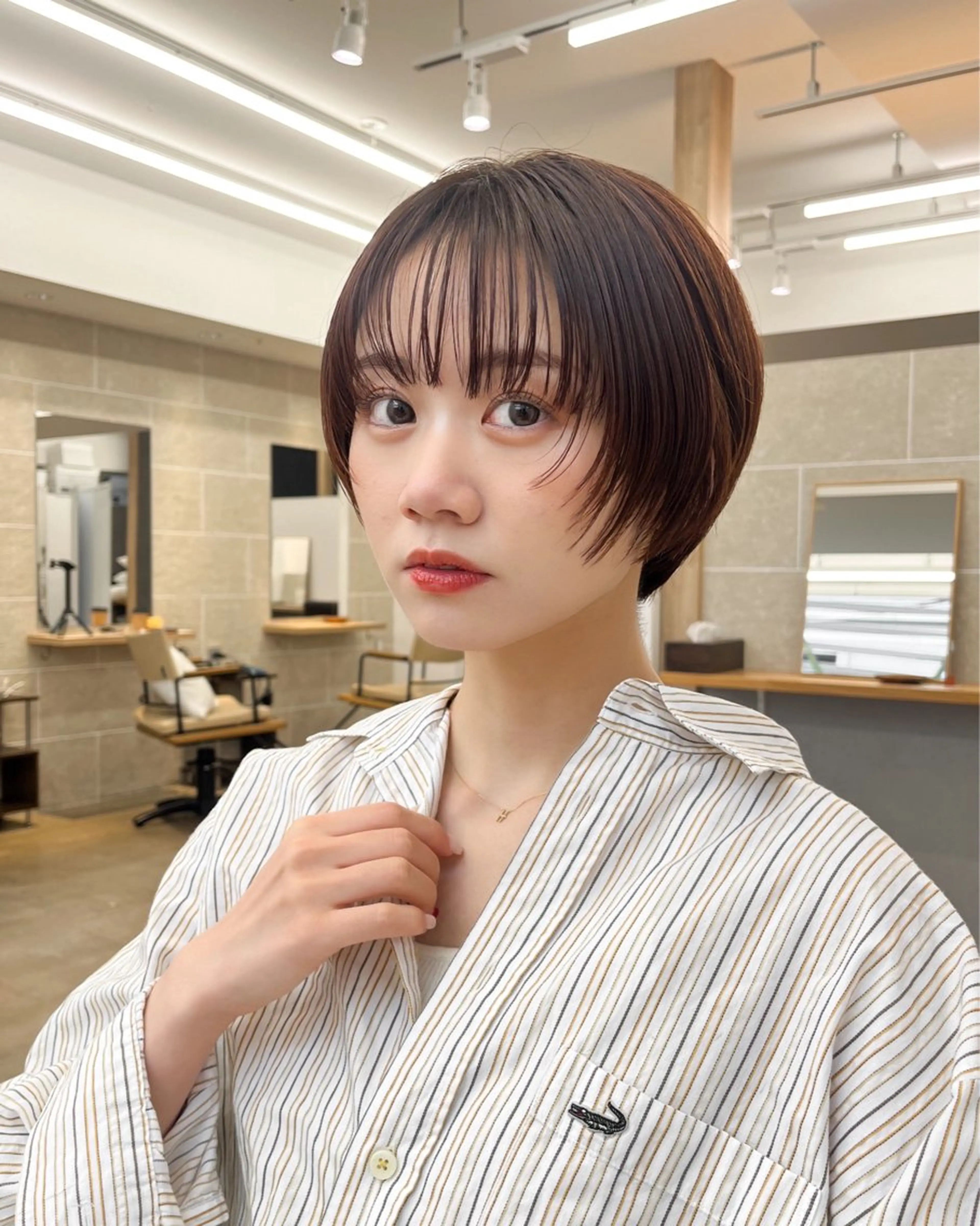 ショート カラー 透明感カラー グレージュ 顔まわりレイヤー レイヤーカット 小顔カット ボブ特化 ⭐️期間限定しゅうまのヘアスタイル