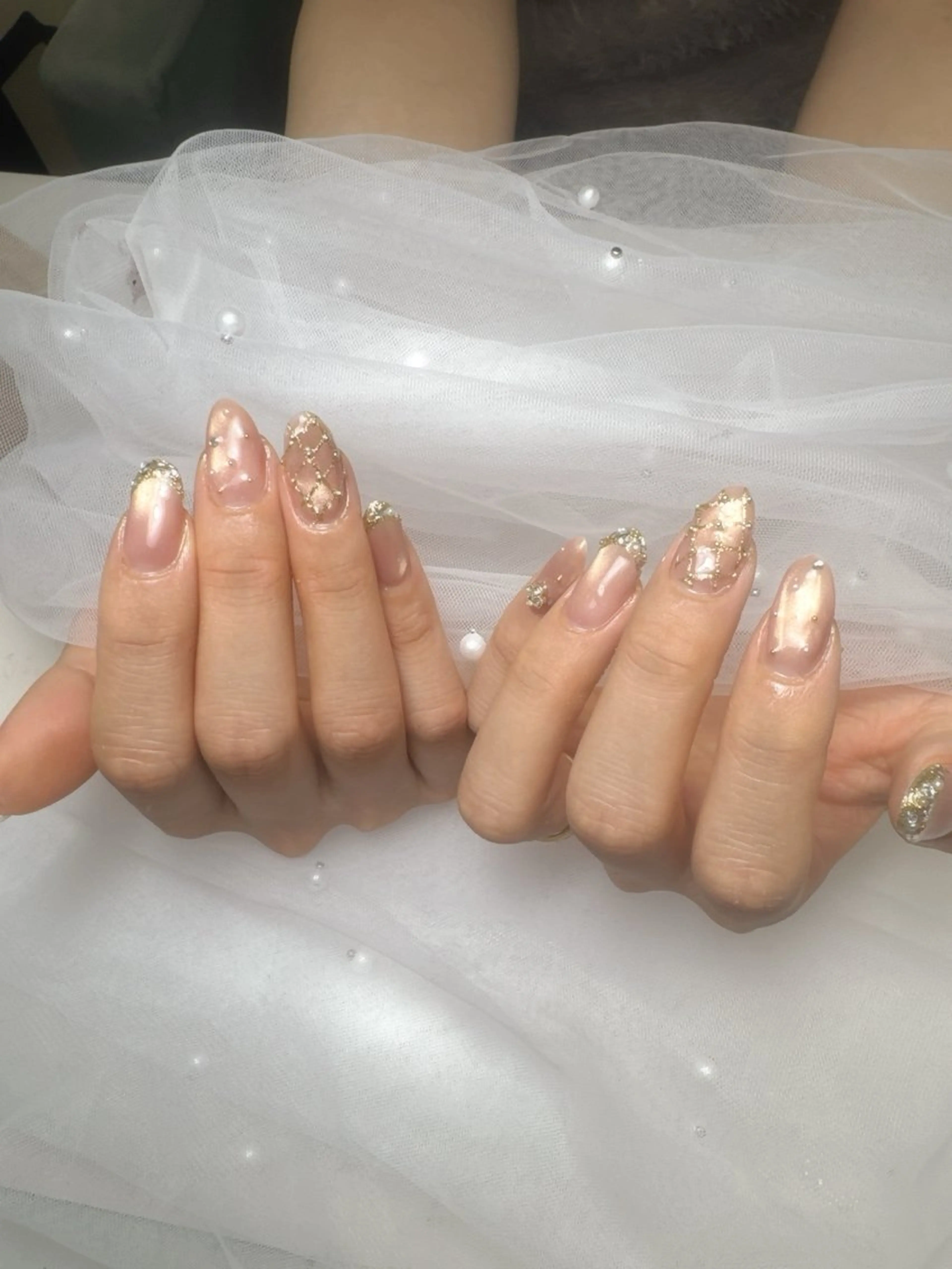 ネイル キラキラネイル 韓国ネイル 持ち込み ワンホンネイル ハンドネイル Queeens nailのネイルデザイン