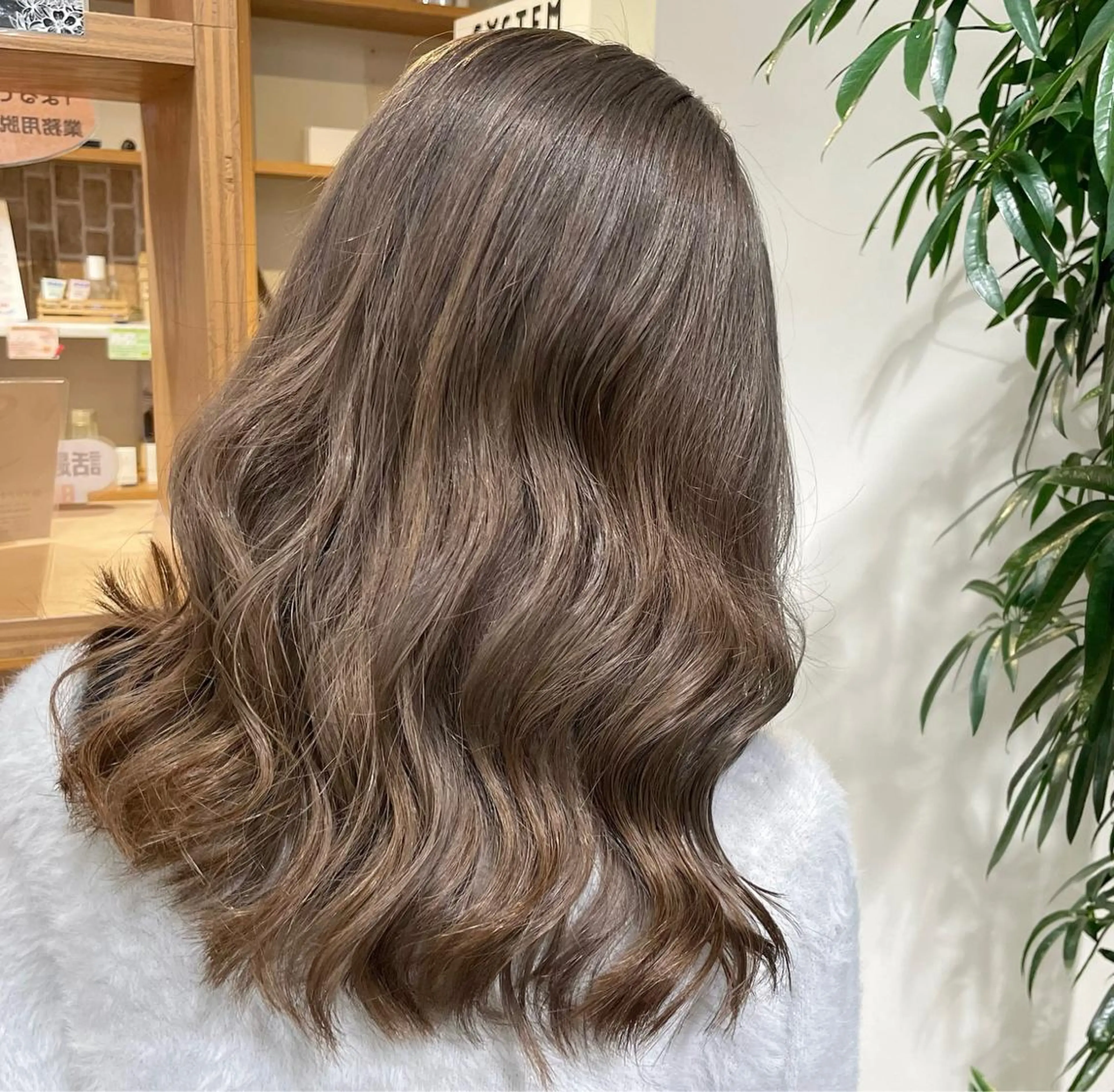 ミディアム カラー piLLon/ RYUKAのヘアスタイル