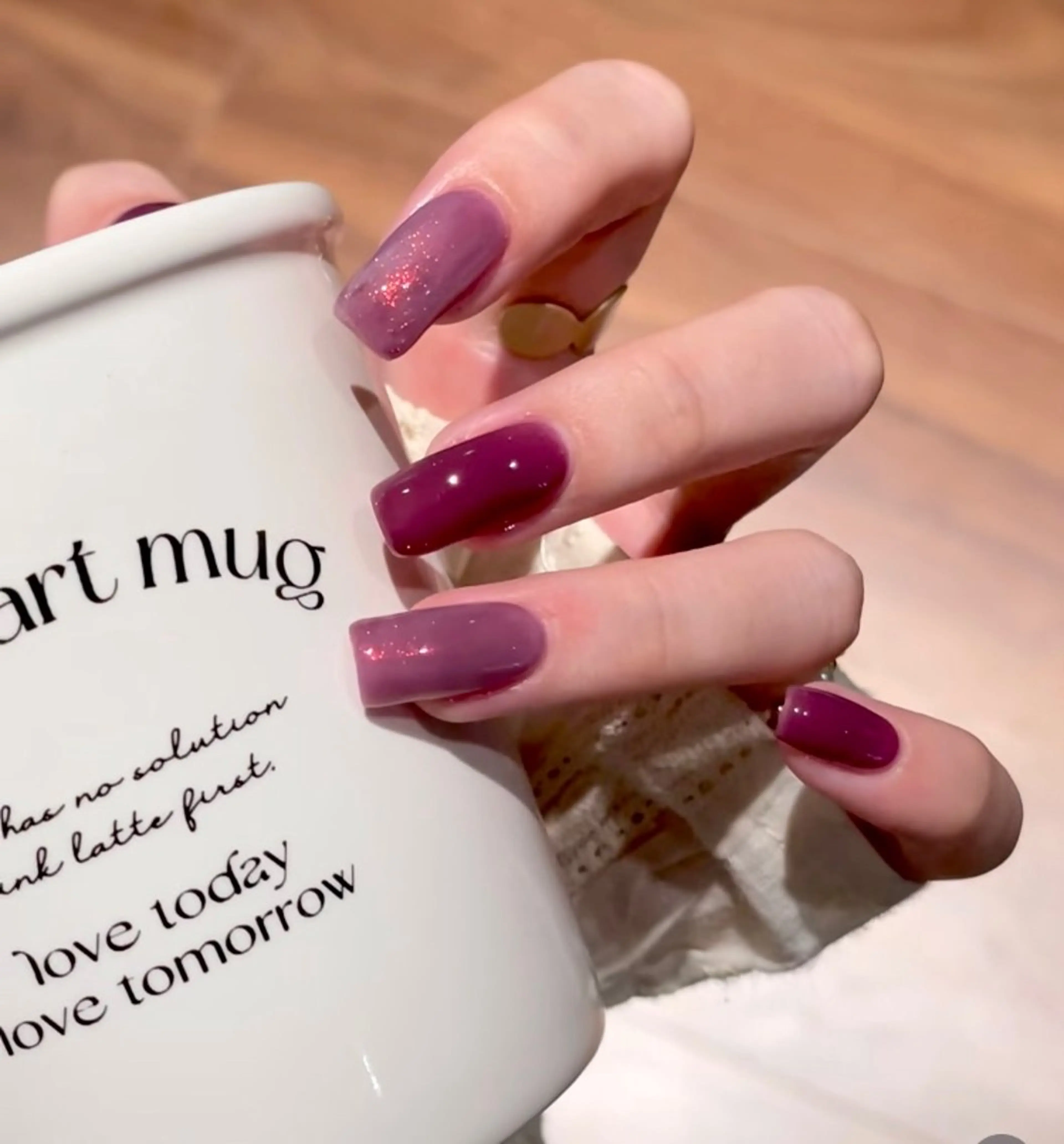 カラー  Nail 秋(アキ)のネイルデザイン