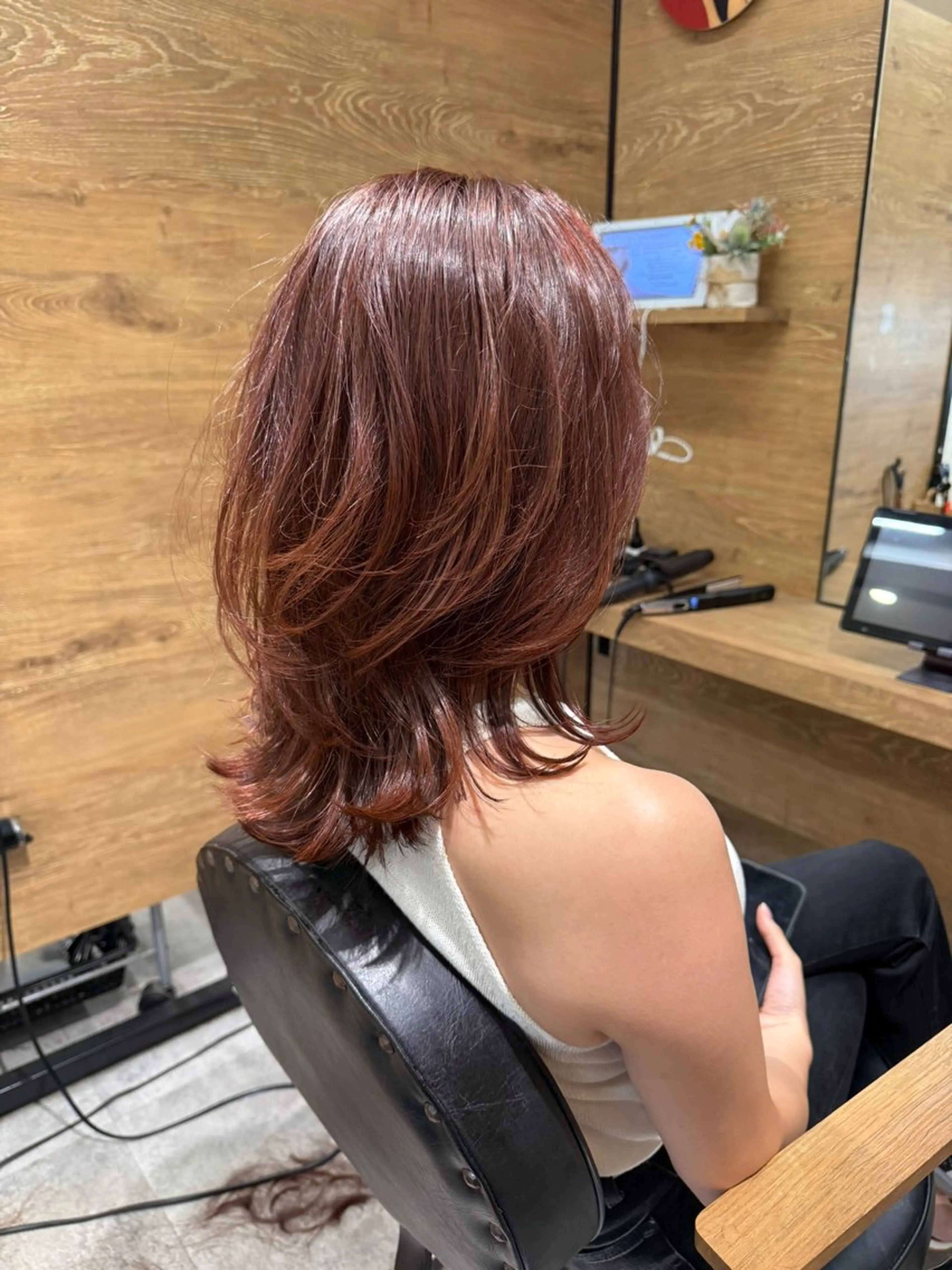 ミディアム カット ヘアカラー トリートメント 髪質改善✨ 林 健信のヘアスタイル