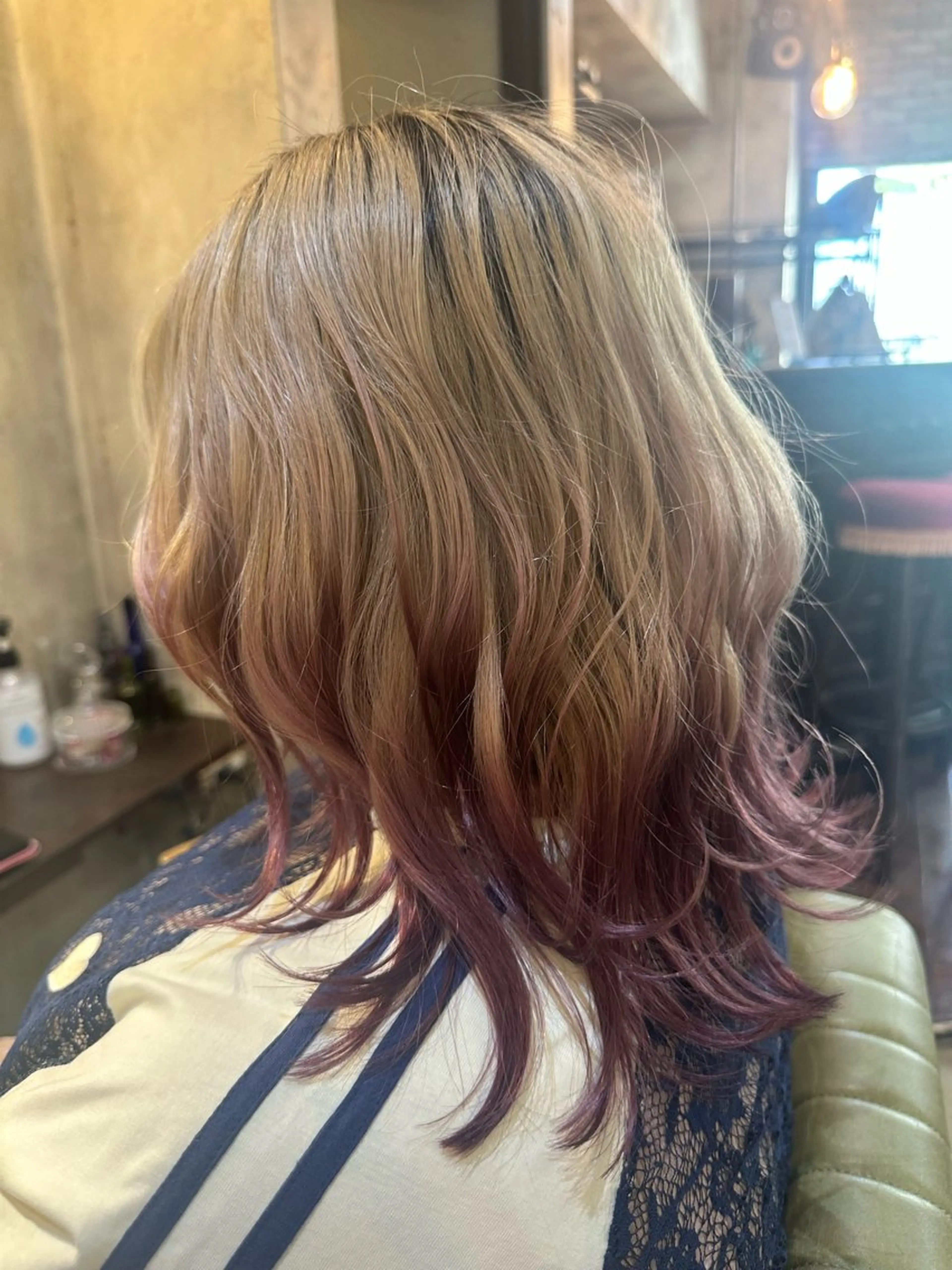 ミディアム カラー デザインカラー ピンクカラー カット ヘアカラー トリートメント 原宿アンリ 山下卓也のヘアスタイル