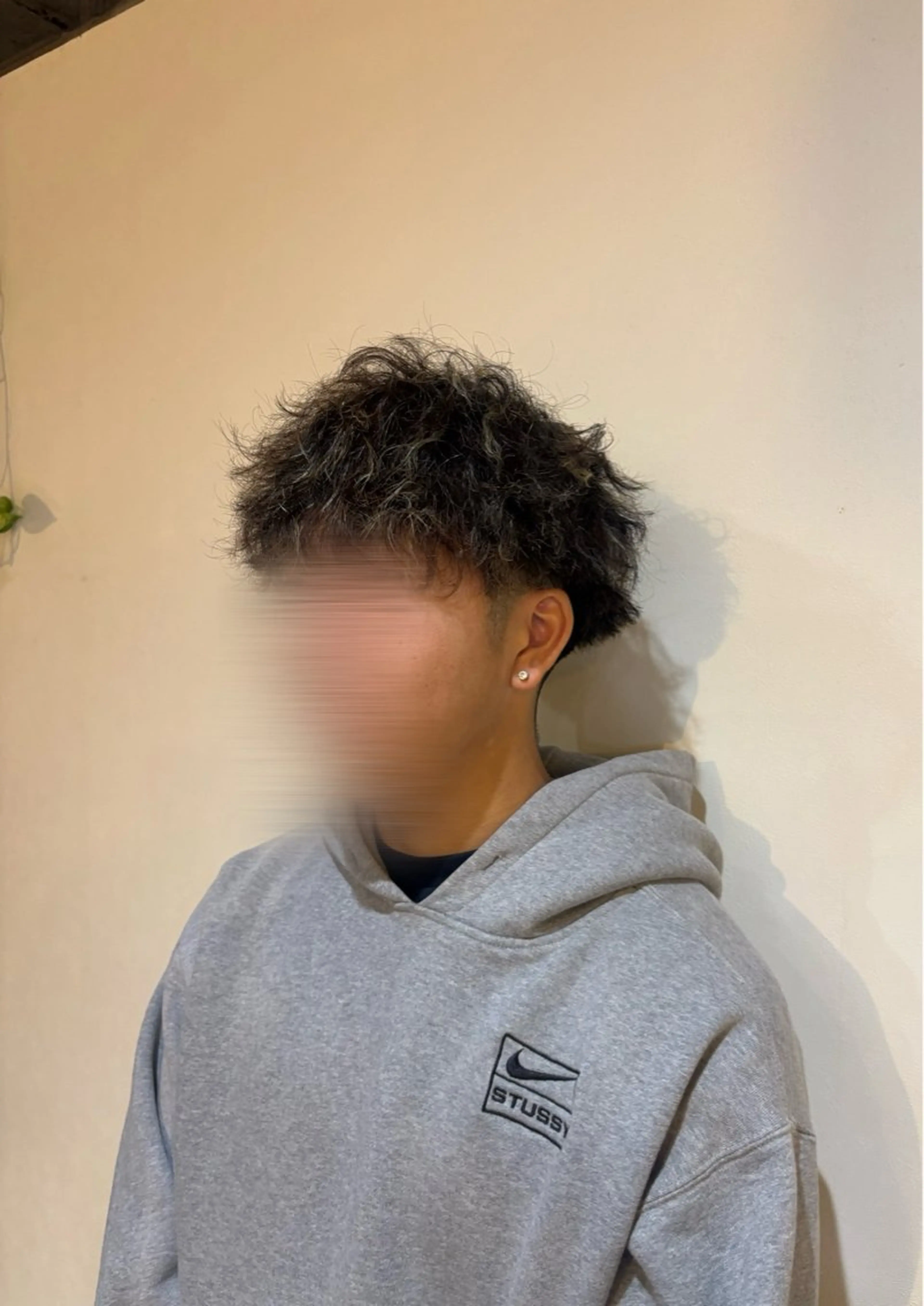 パーマ メンズ オクギシ チヒロのヘアスタイル