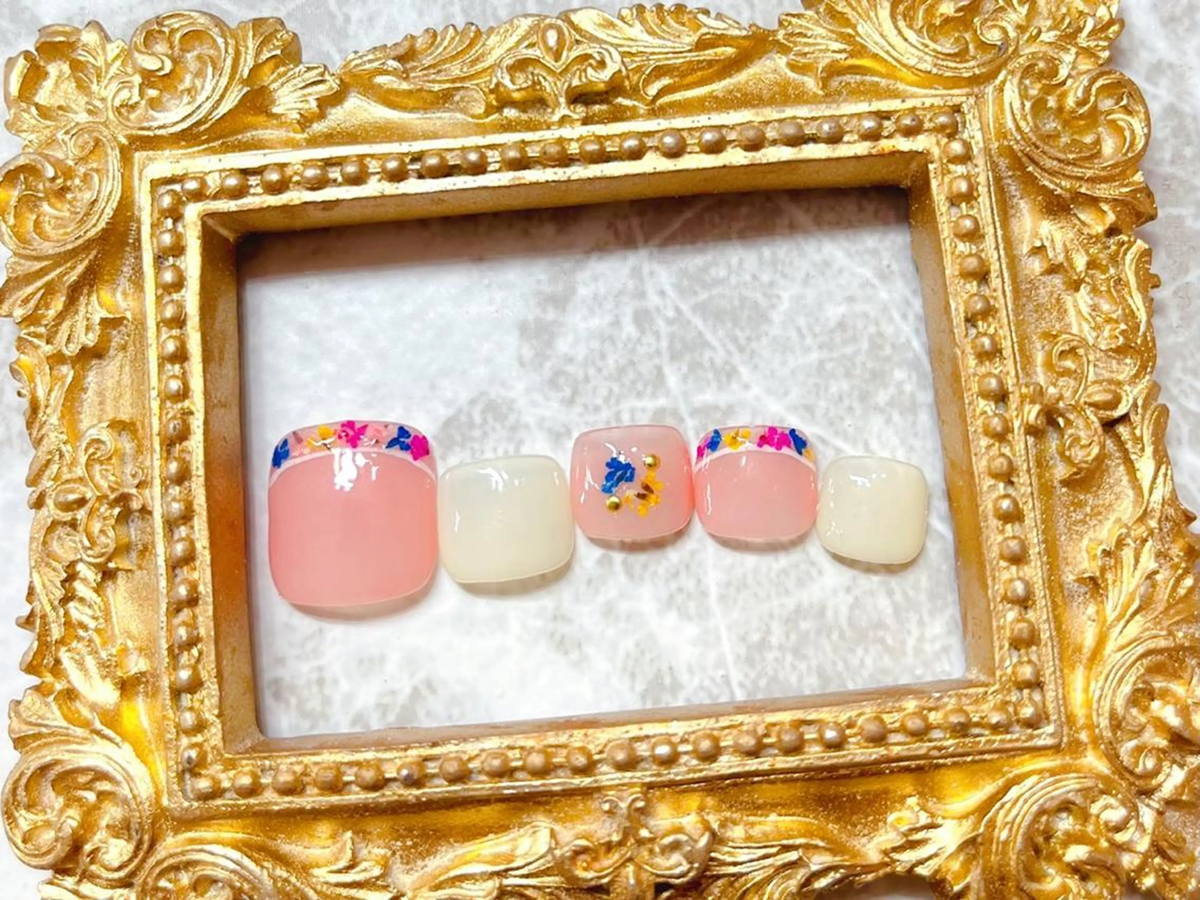 ネイル マジック ミラーのネイルデザイン