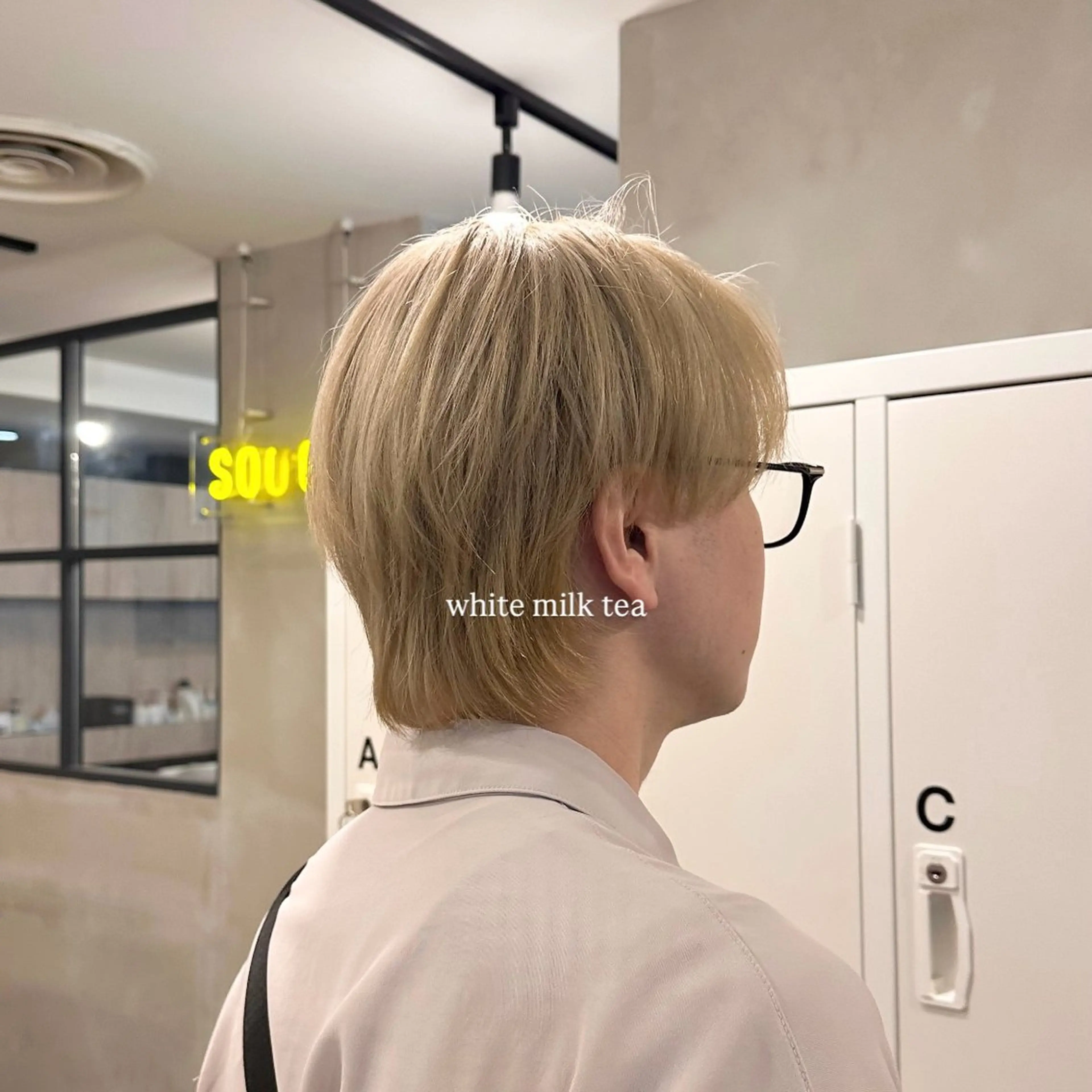 ショート カラー メンズ メンズハイトーン メンズ韓国風 ハイトーンカラー 韓国風ヘア カット ヘッドスパ makoto / 韓国風ヘア🎀🪄︎のヘアスタイル