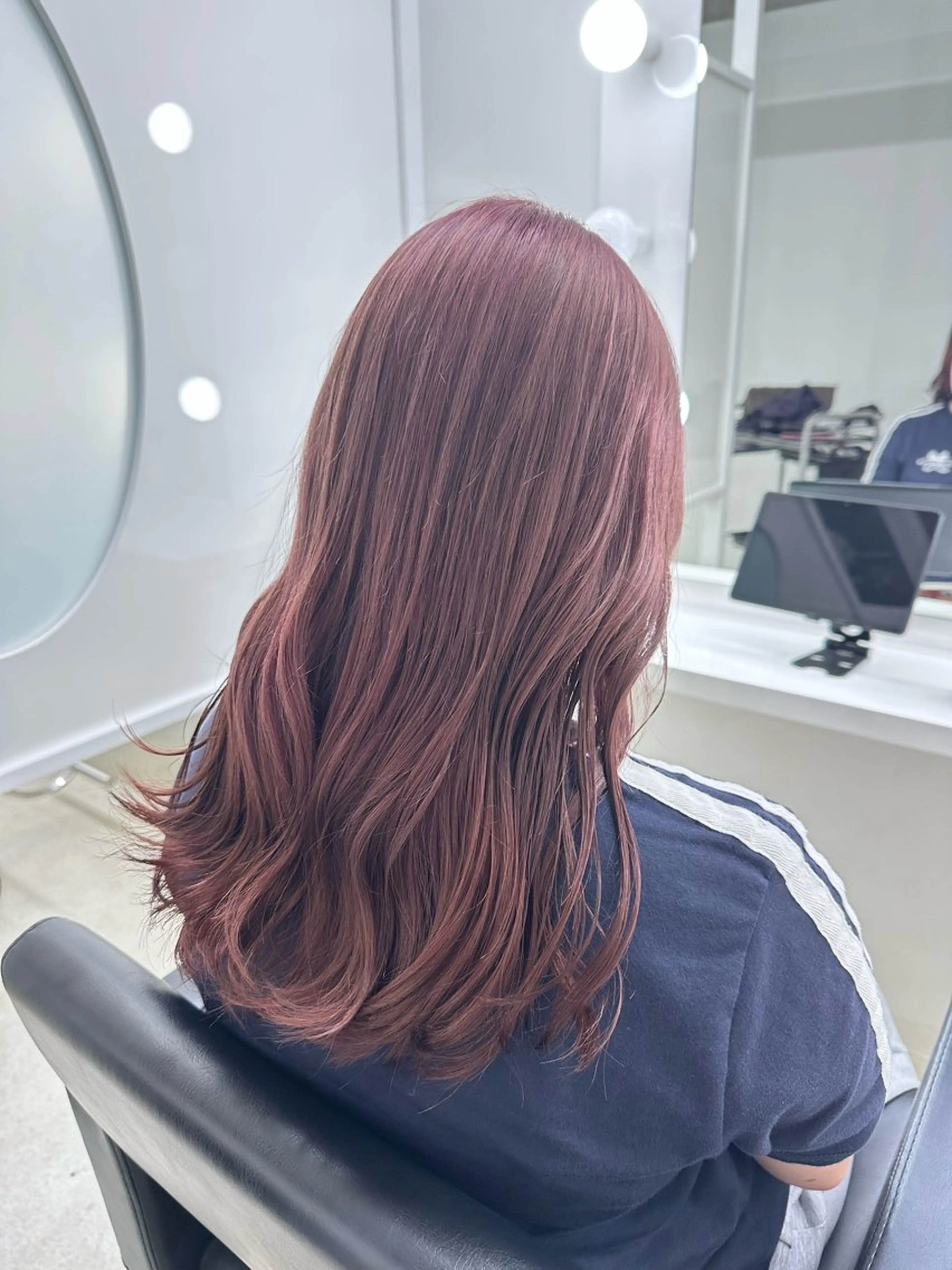 セミロング カラー ピンクカラー 中河 ななのヘアスタイル