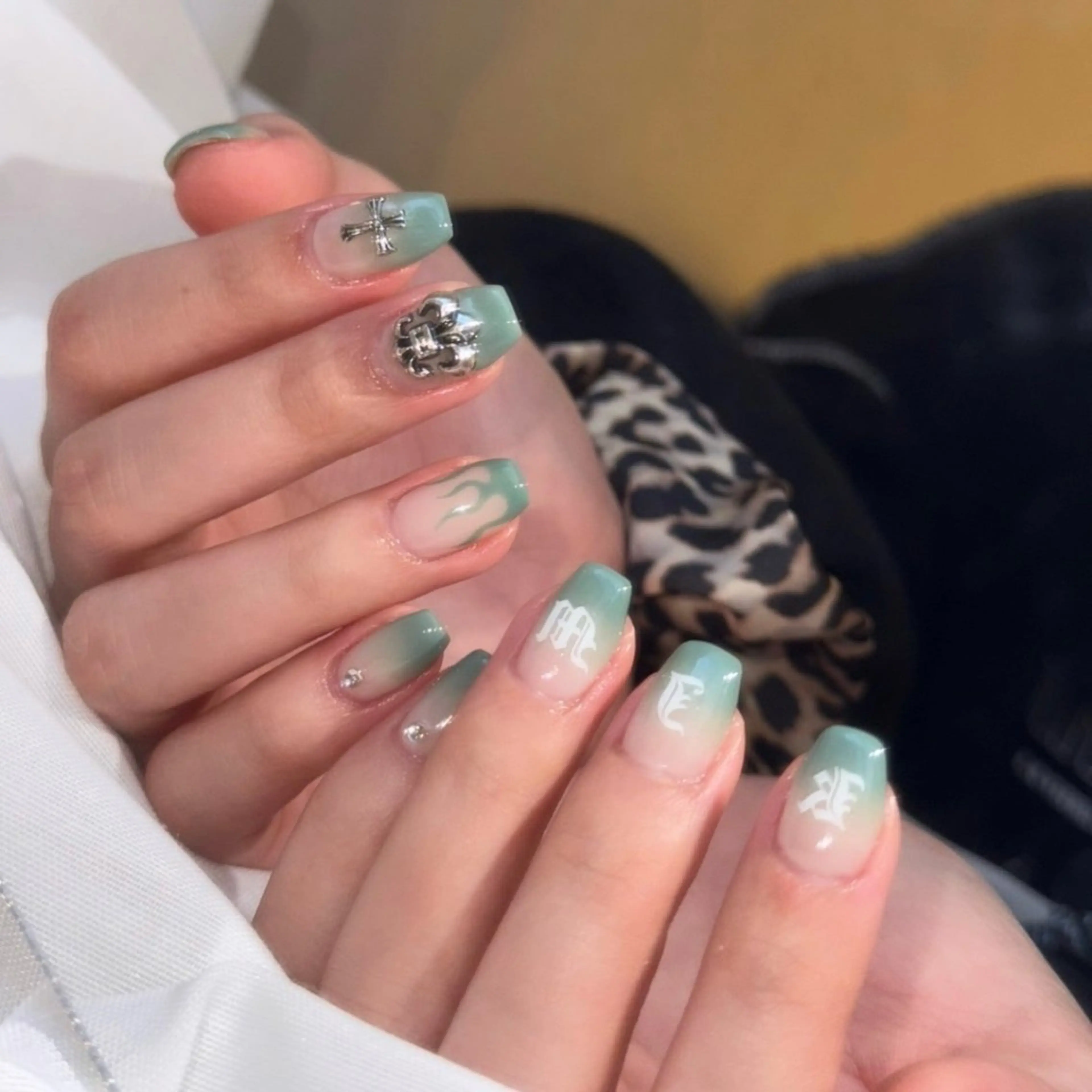 ネイル 持ち込み ハンドネイル Rich+nail 🫧仙台🫧のネイルデザイン