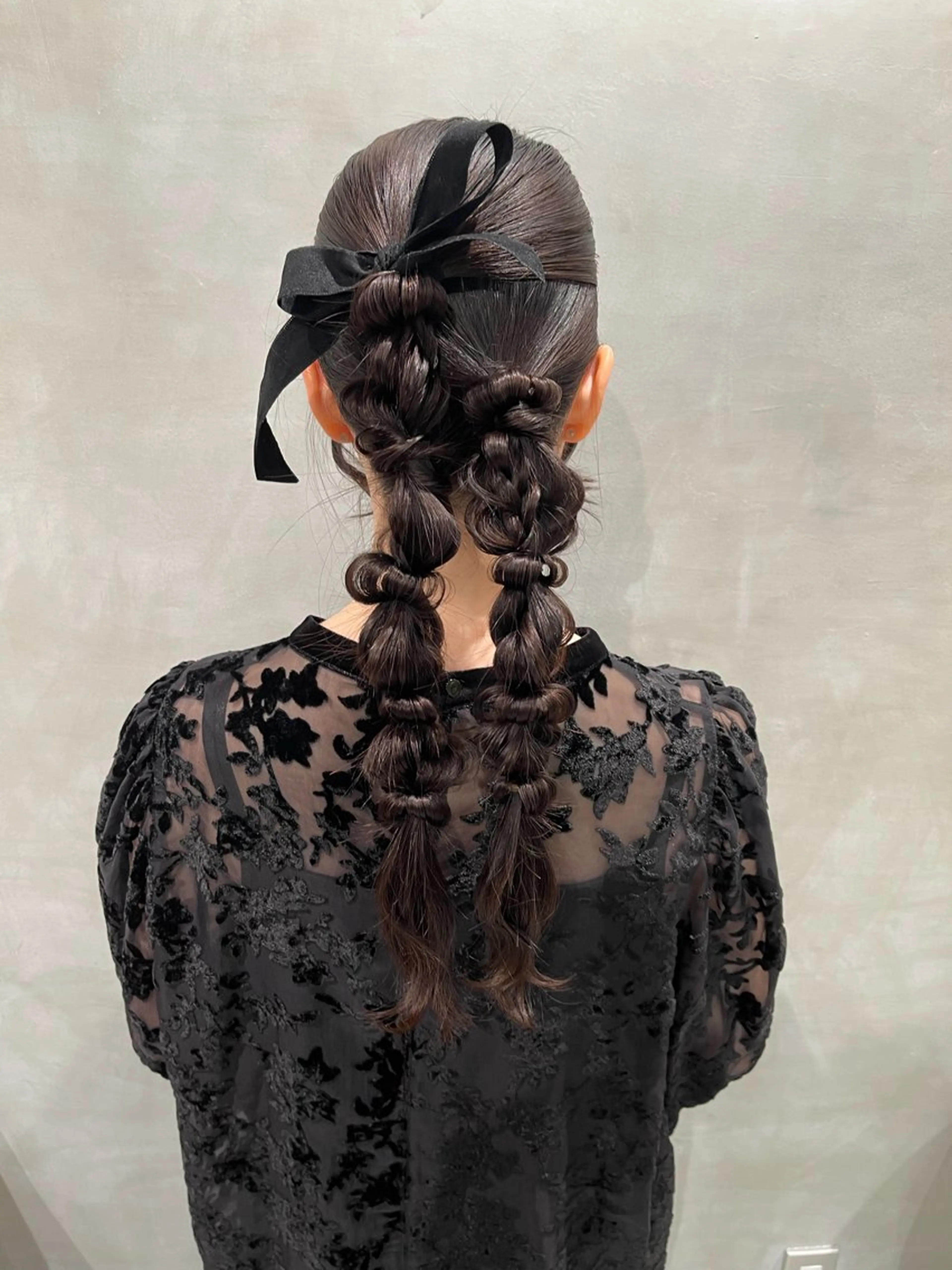 ヘアアレンジ ポニーテール 結婚式・ブライダル 卒業式のヘアスタイル ヘアセット charm《銀座》 ヘアセット/縮毛矯正のヘアスタイル