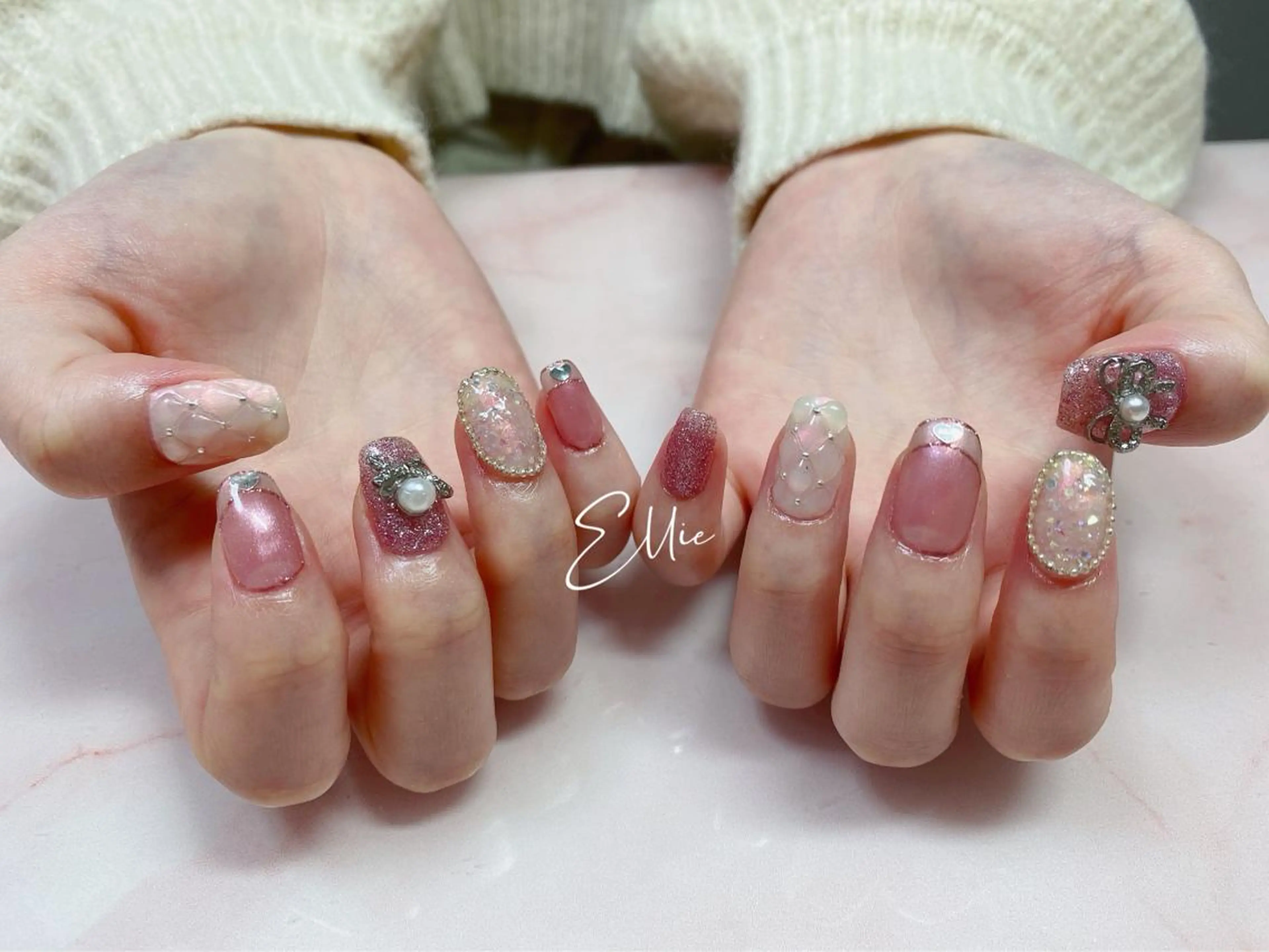 ネイル ハンドネイル ハンドケア 閨匠ビューティサロン 新橋店♡Ellieのネイルデザイン