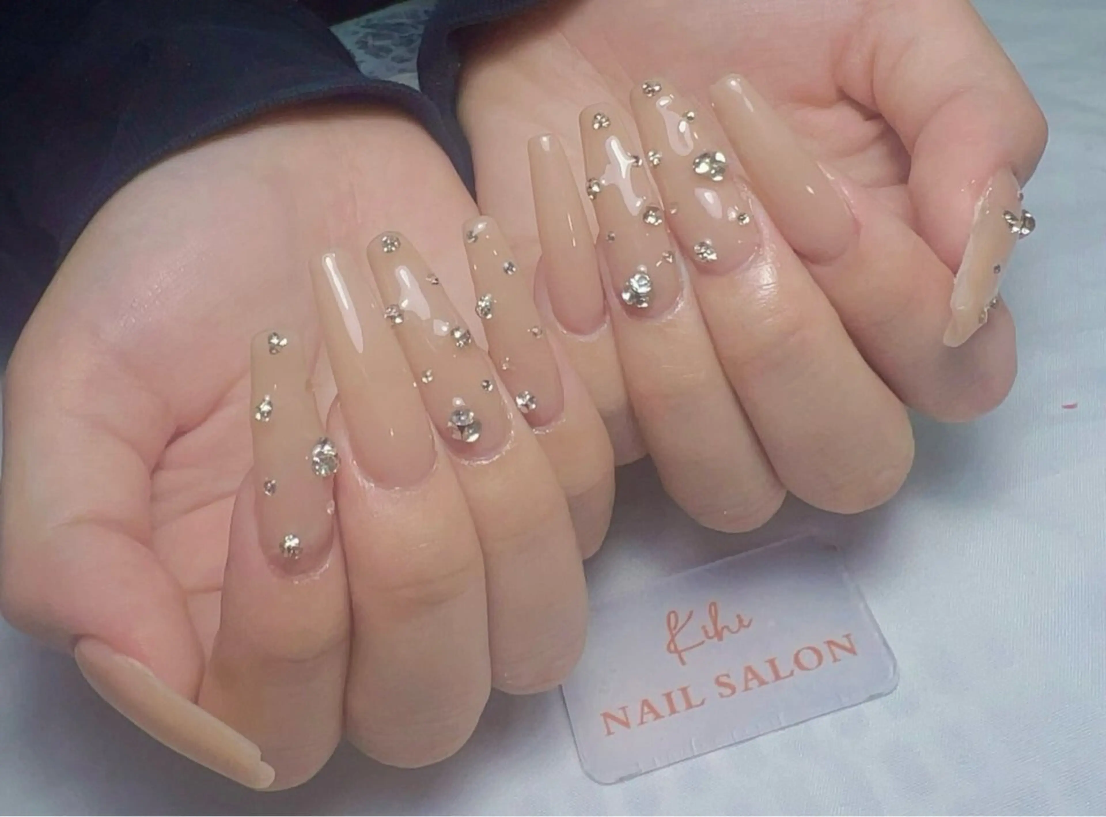 ネイル フレンチネイル ジェルネイル グラデーション キラキラネイル 韓国ネイル ハンドネイル 清水 ユナのネイルデザイン