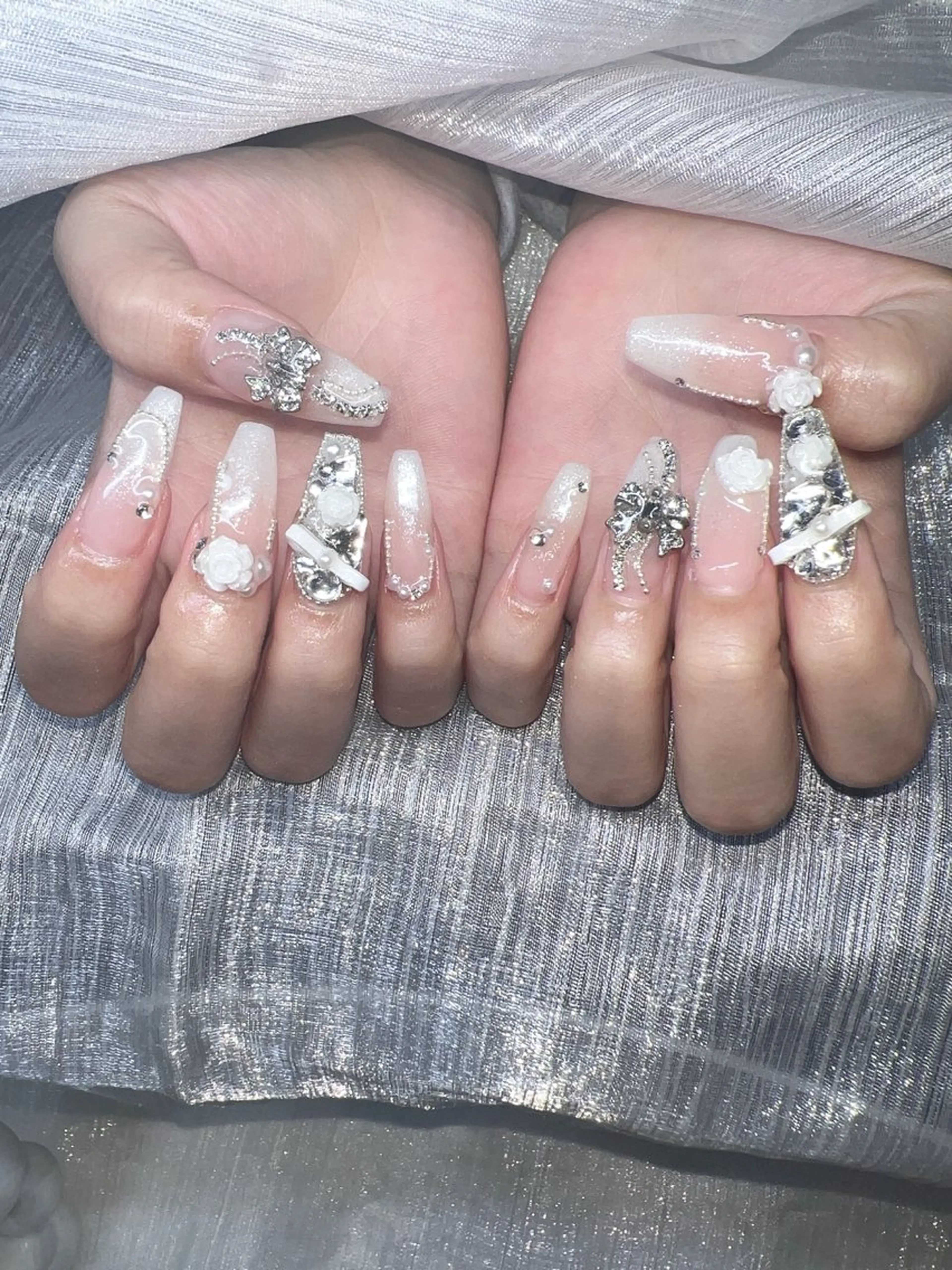 ネイル Lee Nailsのネイルデザイン