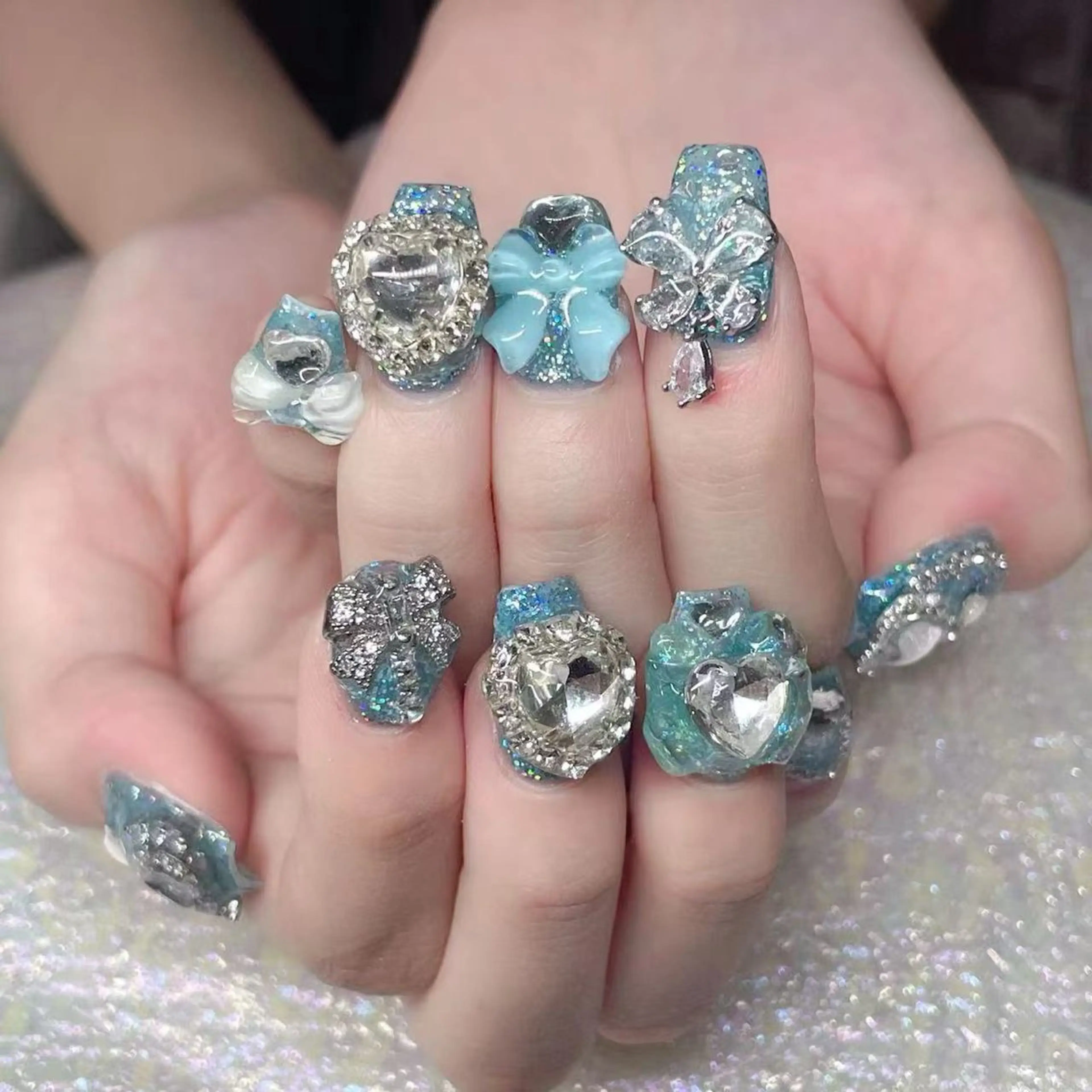 ネイル ハンドネイル Queens マオのネイルデザイン