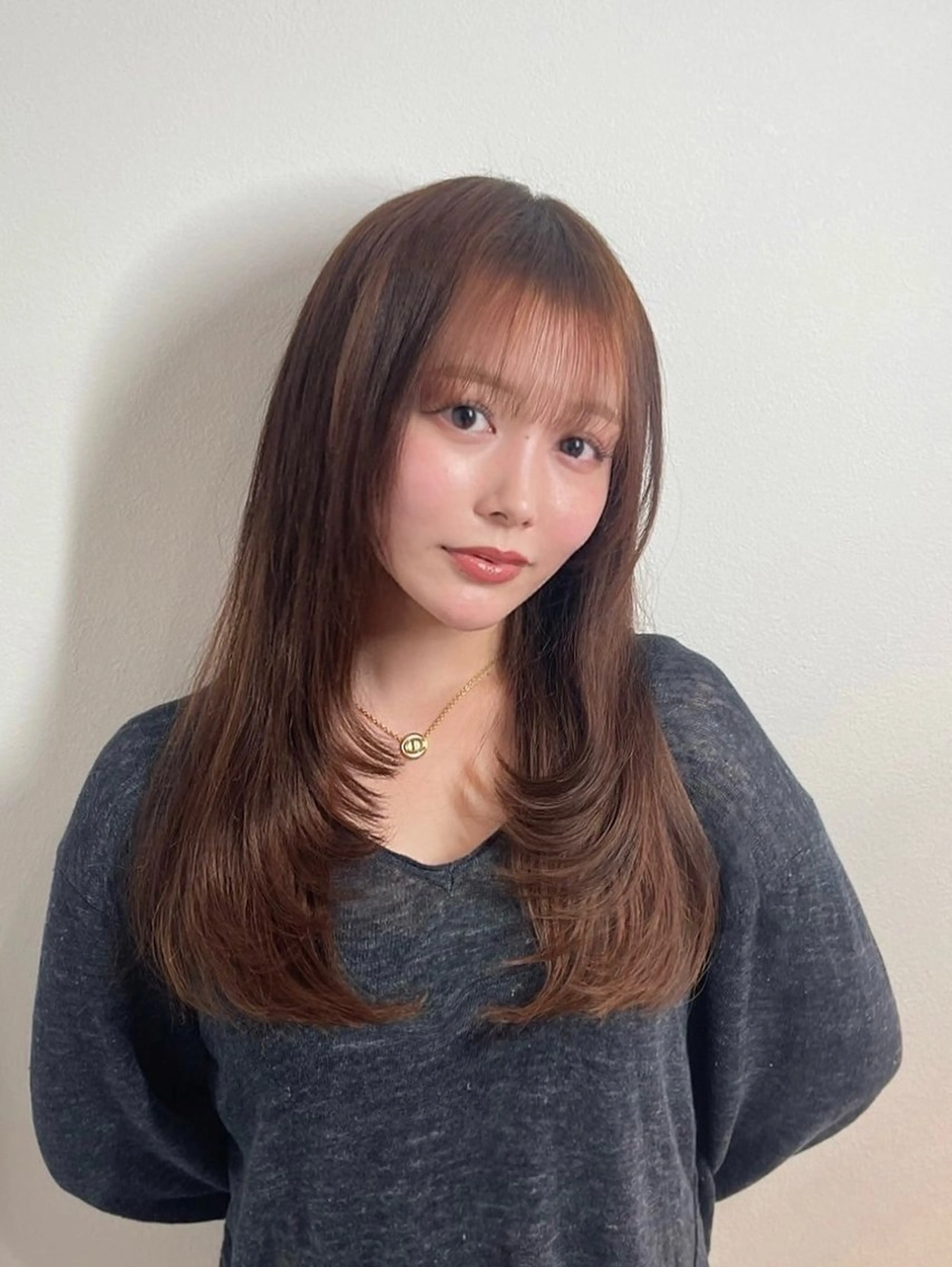 ロング カラー アッシュ ベージュカラー ブリーチ 透明感カラー ダブルカラー カット ヘアカラー レイヤー /髪質改善/ariのヘアスタイル