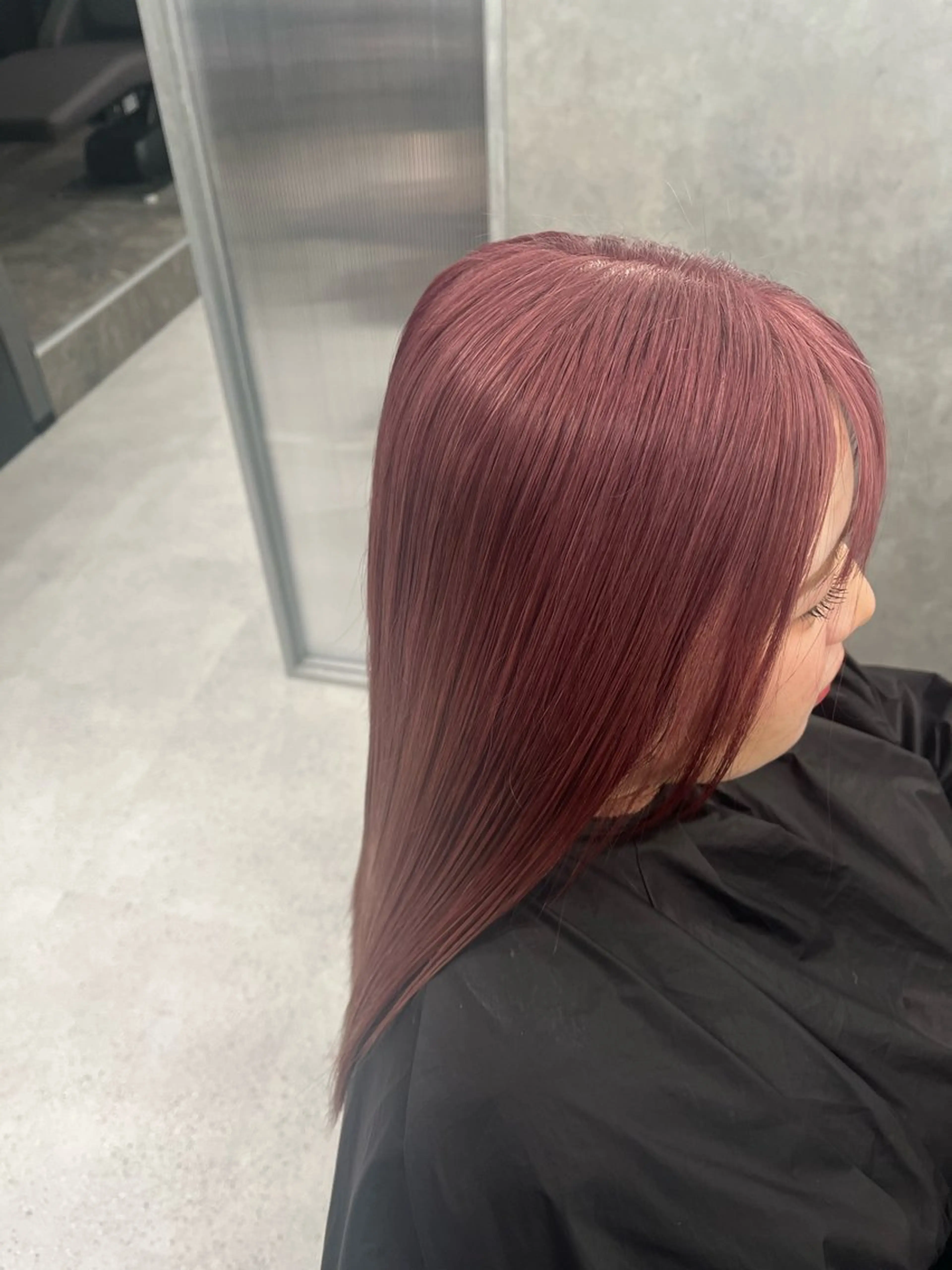 ロング カラー ブリーチ ピンクカラー カットモデル無料✨ 募集中✂️みなみ♥️のヘアスタイル