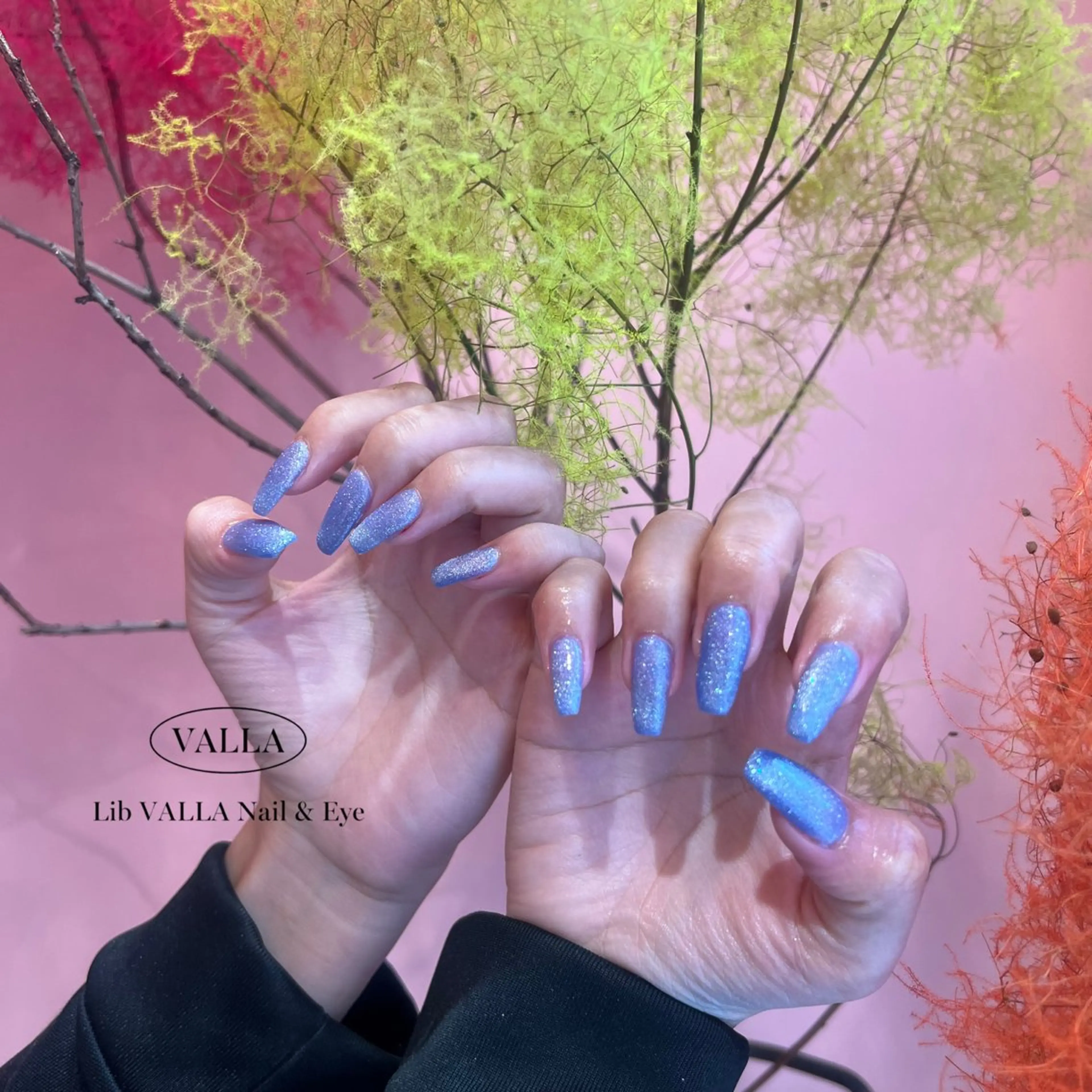 ネイル マグネットネイル LIB VALLA haruka🎀🫧のネイルデザイン