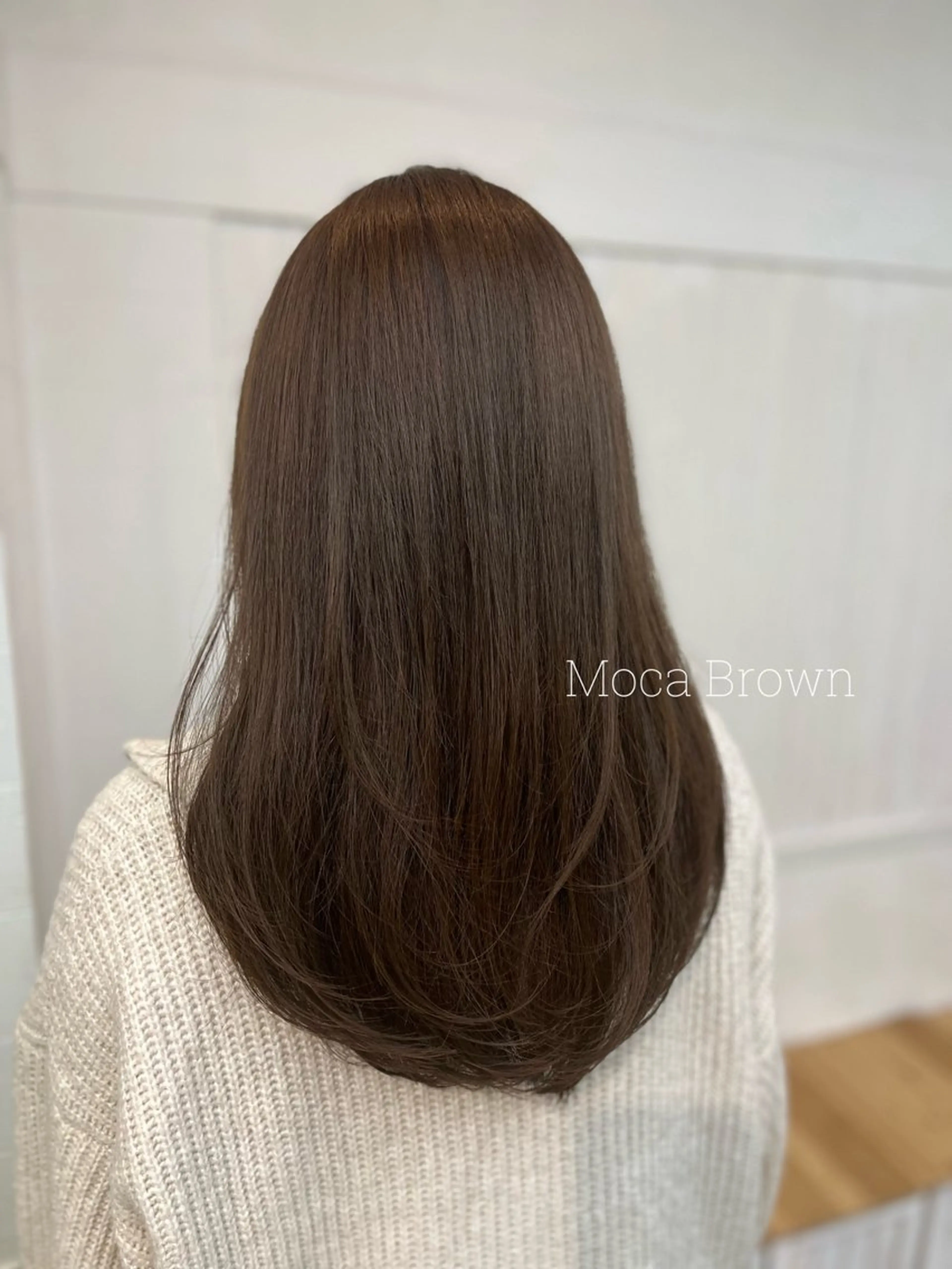 セミロング カラー パーマ ヘアアレンジ ブリーチ ブラウンカラー 透明感カラー モカブラウン ブリーチなしカラー カット ヘアカラー トリートメント ヘッドスパ ヘアセット 二ヶ月綺麗が続く デザイン/星野六三四のヘアスタイル