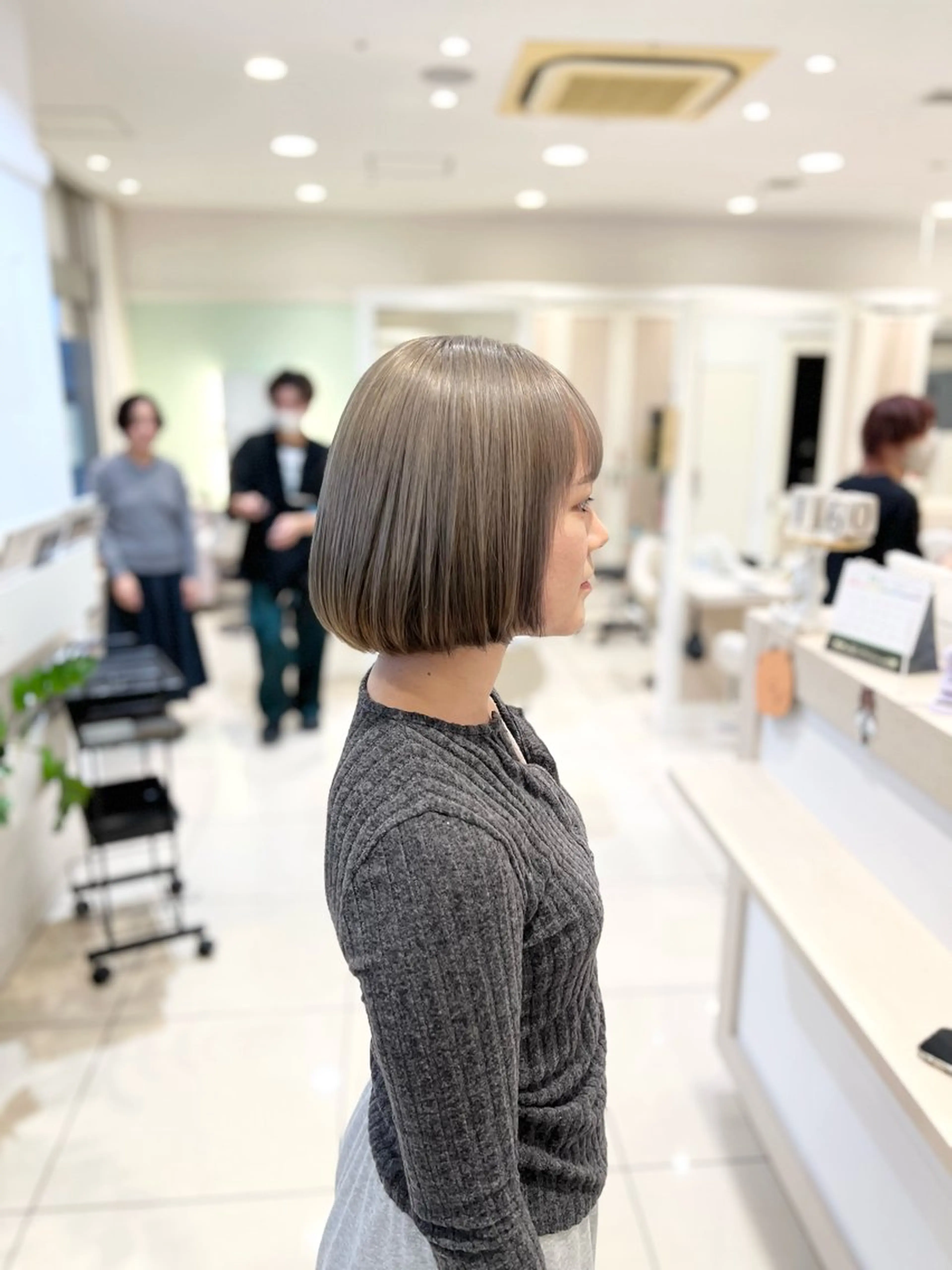 ショート カラー カット ヘアカラー トリートメント 金子 直樹のヘアスタイル