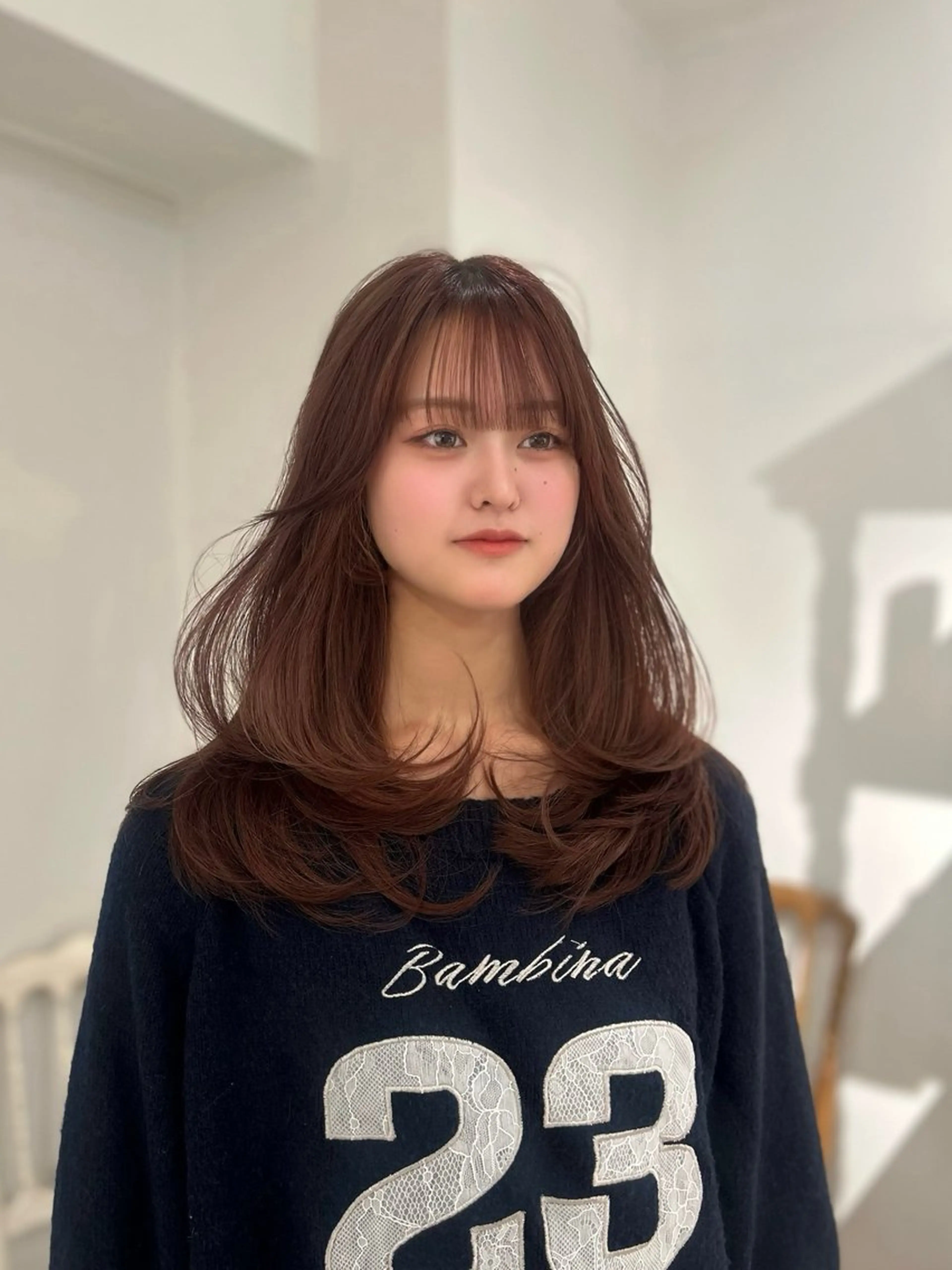 ミディアム 顔周りカット レイヤーカット 小顔カット カット CLETO Licaのヘアスタイル