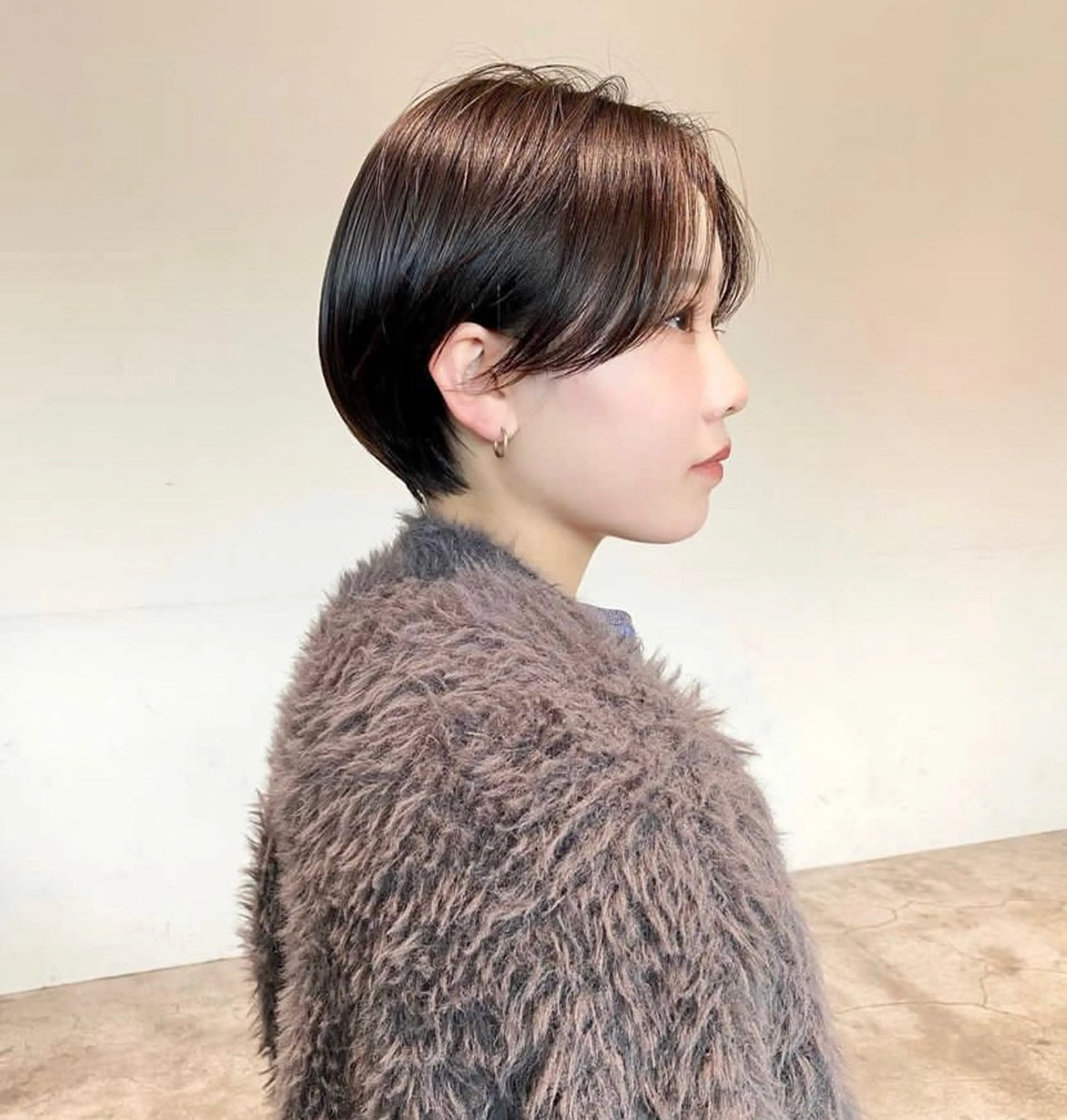 ショート 黒染め落とし ムラ修正　ハイトーンのヘアスタイル