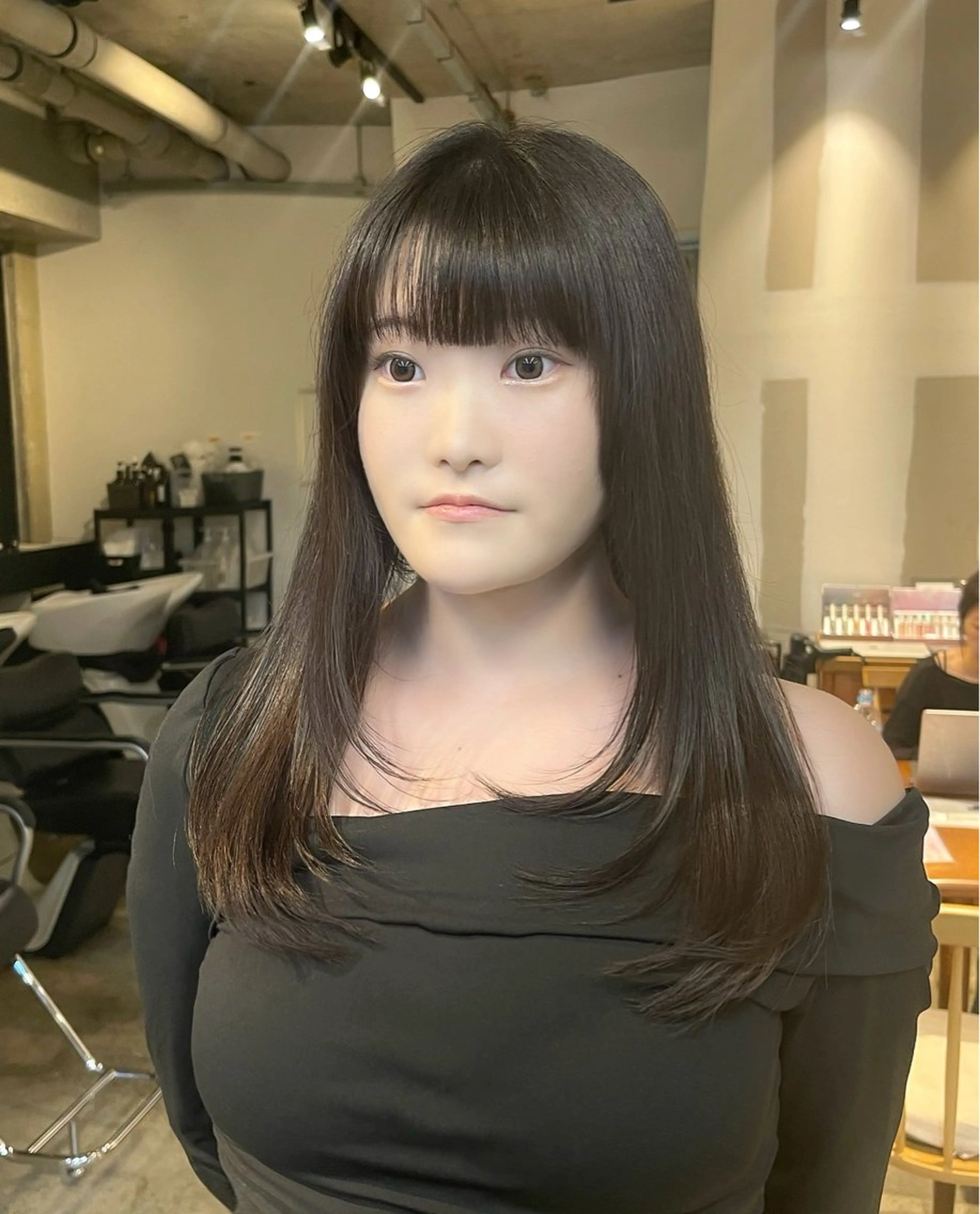 ロング 顔周りカット レイヤーカット トリートメント まとまるレイヤー カット/透明感カラーのヘアスタイル